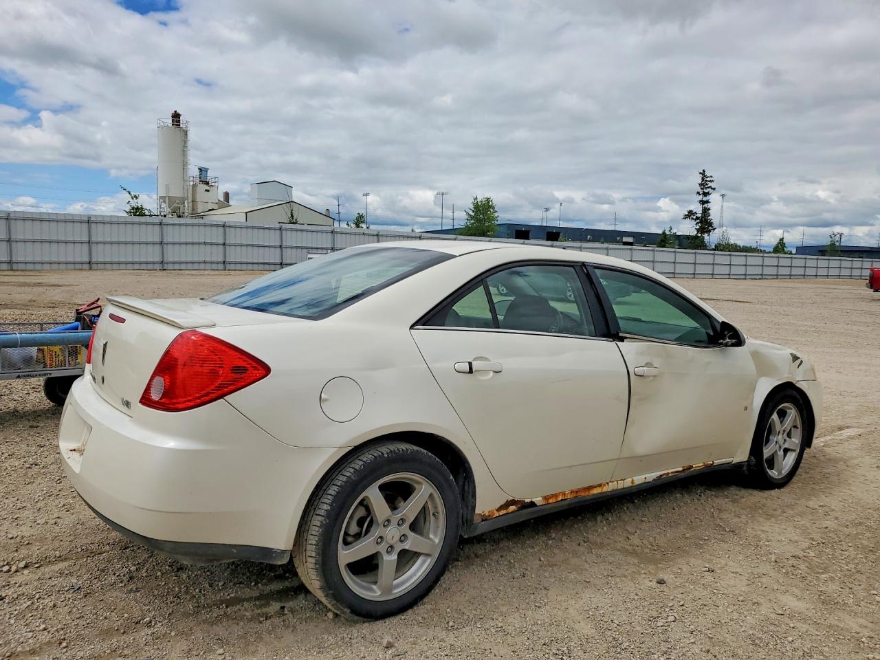 2009 Pontiac G6 White vin: 1G2ZG57N894145993