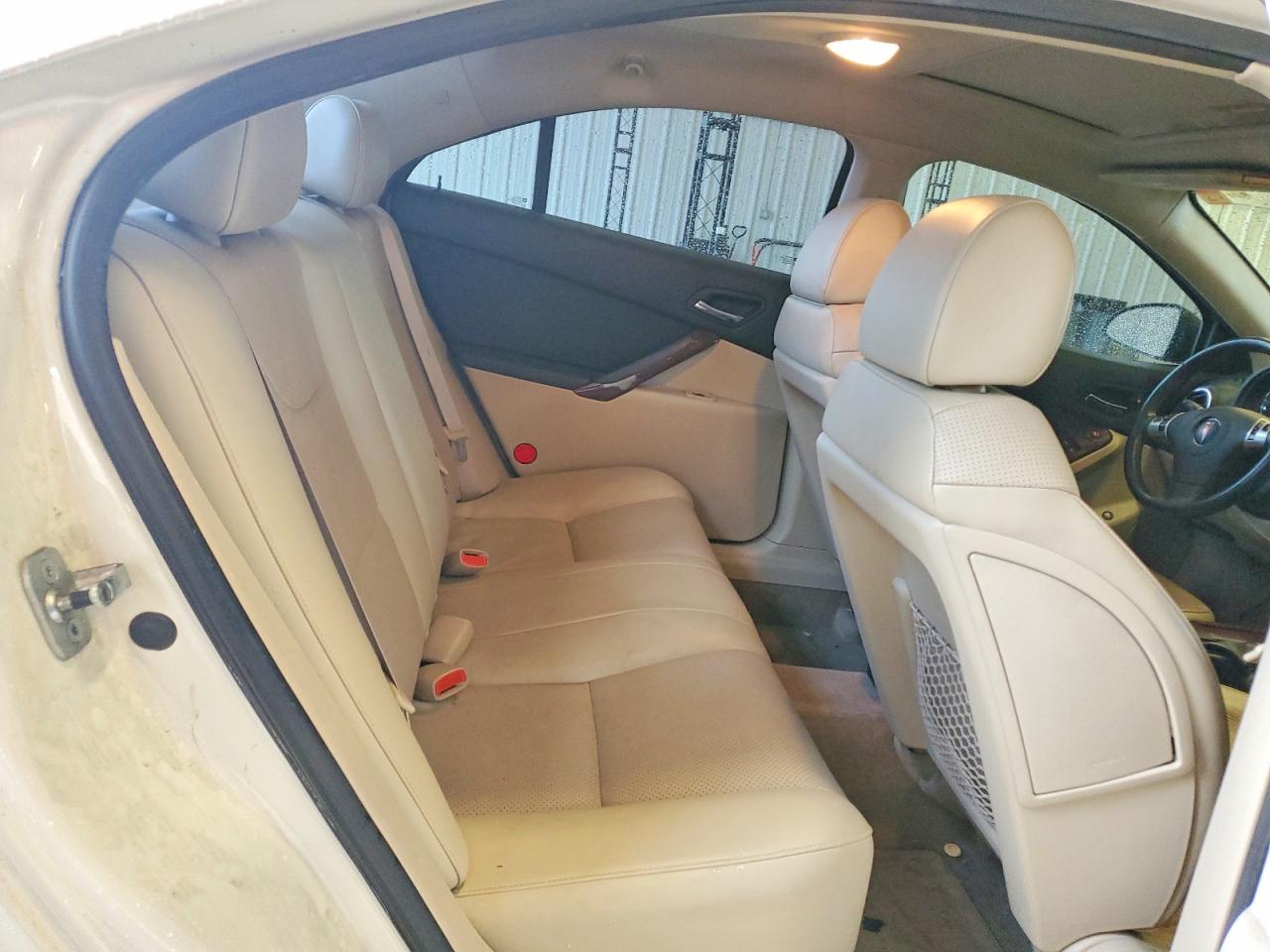2009 Pontiac G6 White vin: 1G2ZG57NX94112087