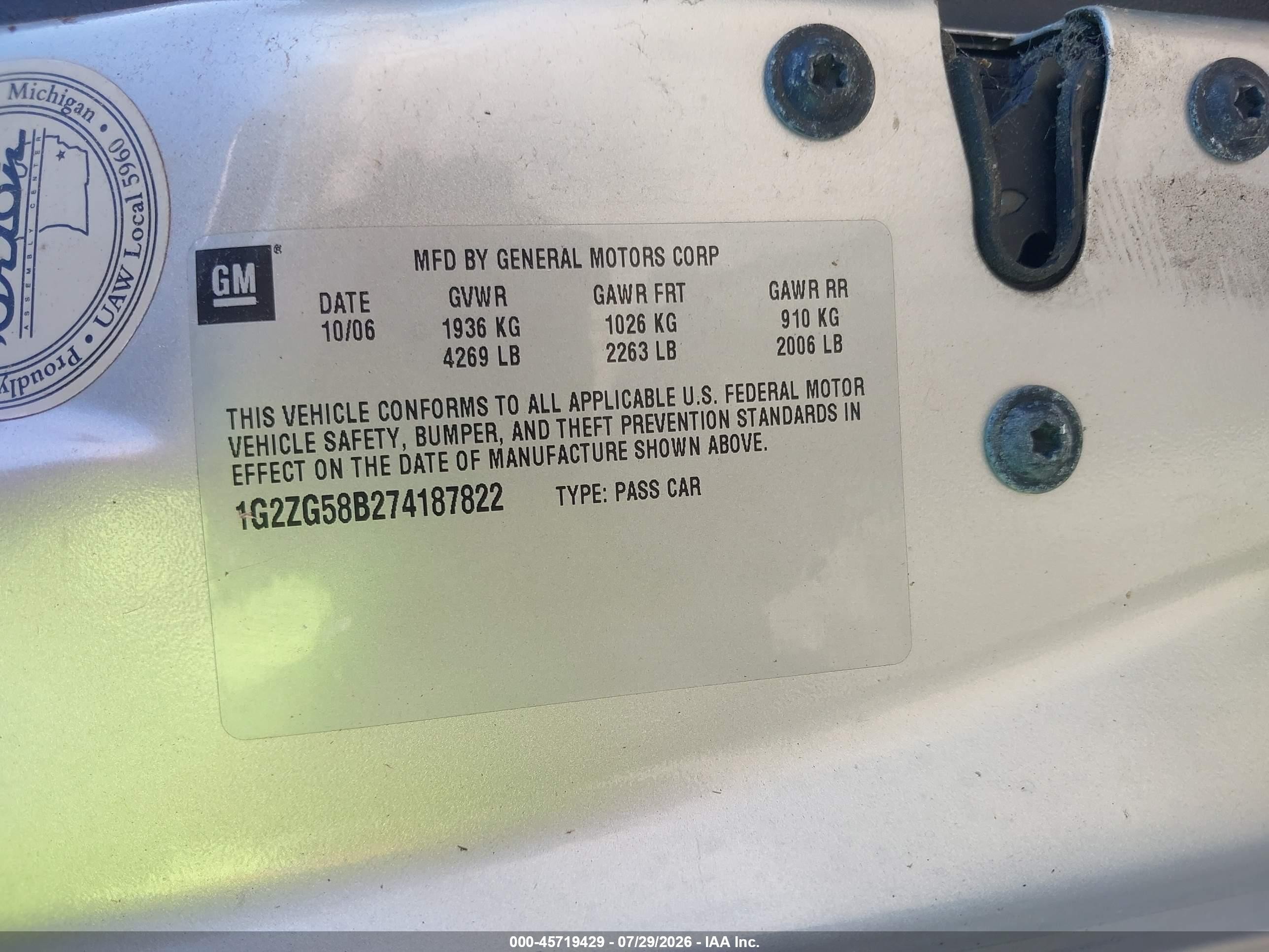 2007 Pontiac G6   Silver vin: 1G2ZG58B274187822