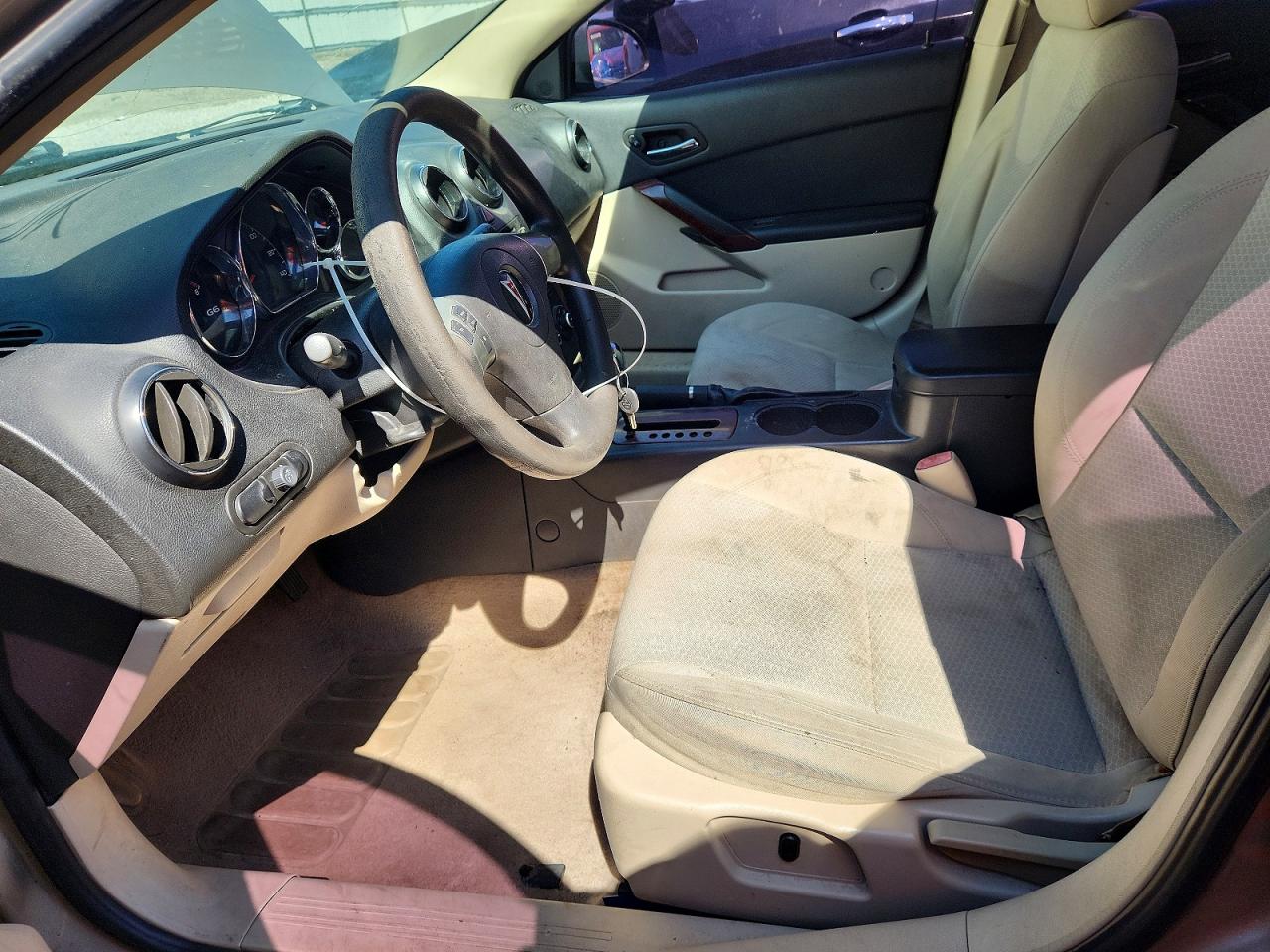 2007 Pontiac G6 Base Gold vin: 1G2ZG58B274188582