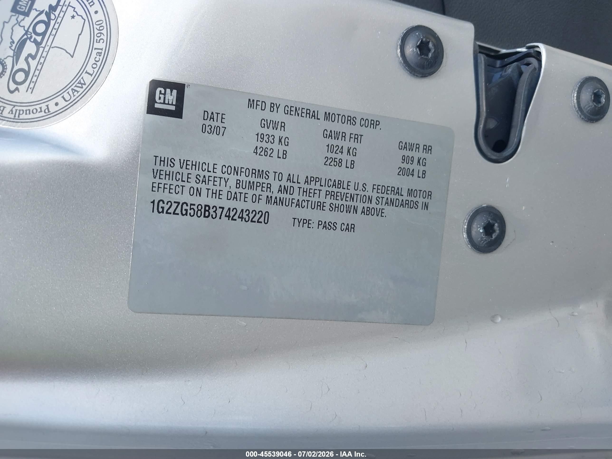 2007 Pontiac G6   Silver vin: 1G2ZG58B374243220