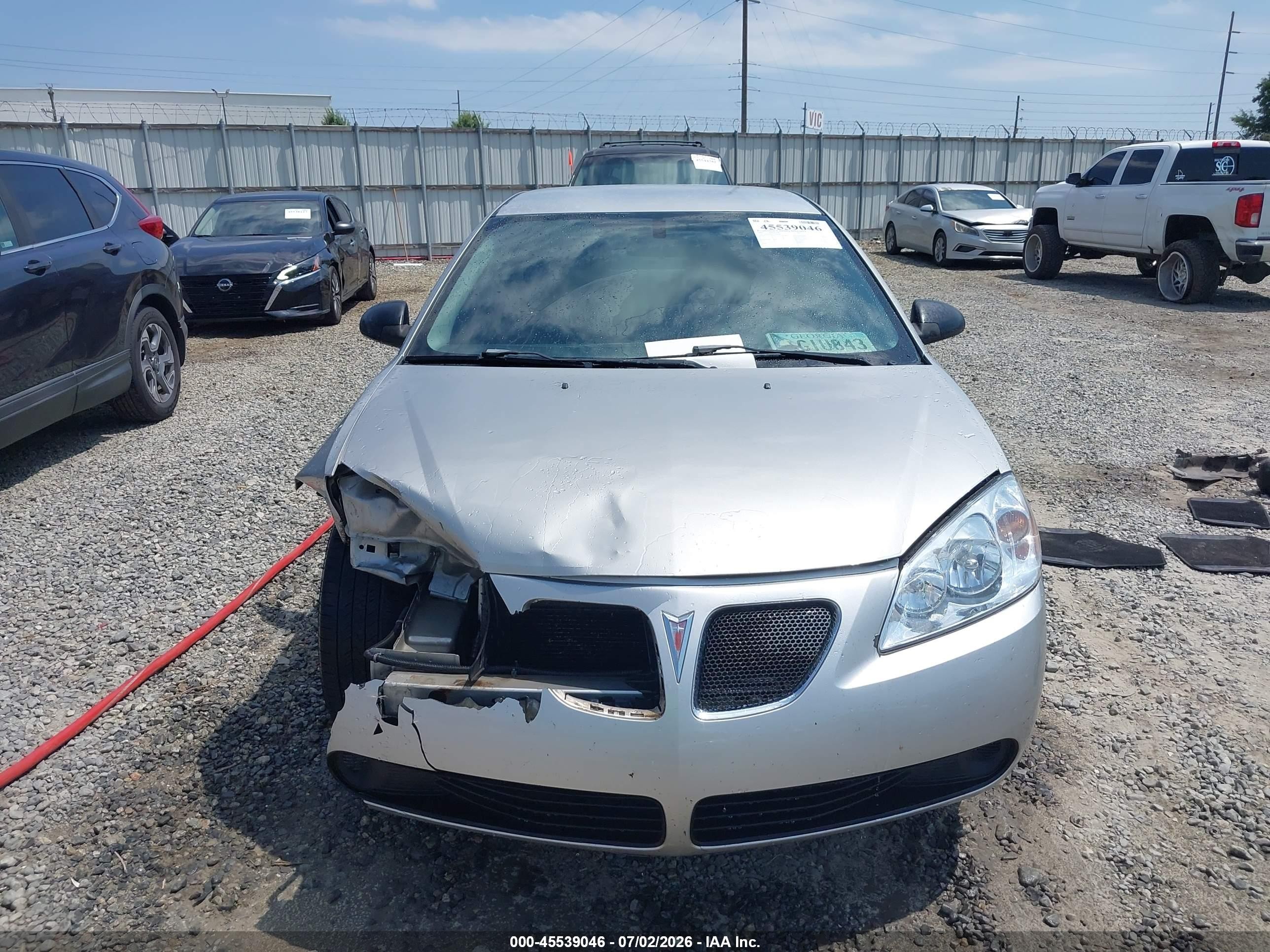 2007 Pontiac G6   Silver vin: 1G2ZG58B374243220