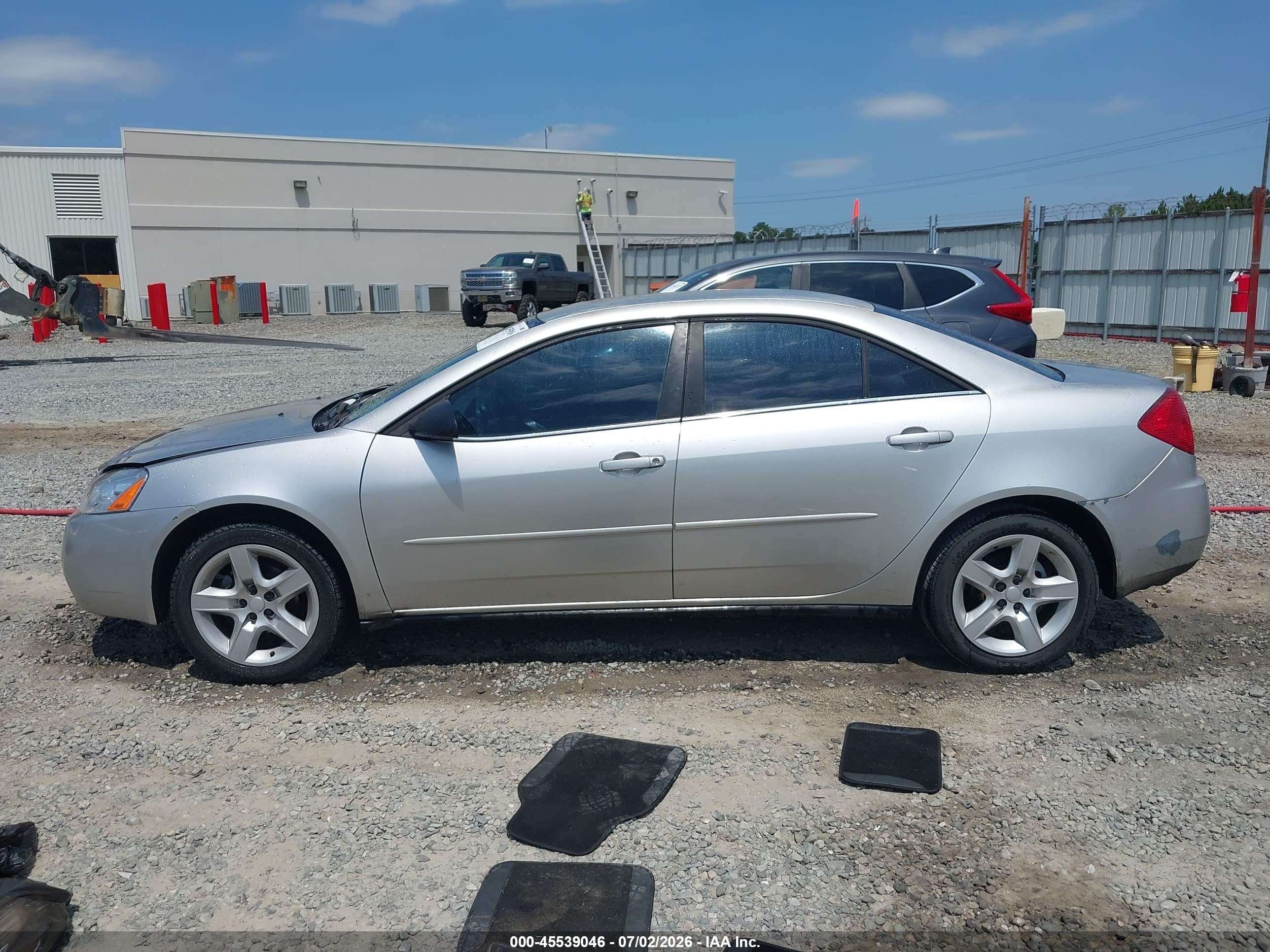 2007 Pontiac G6   Silver vin: 1G2ZG58B374243220
