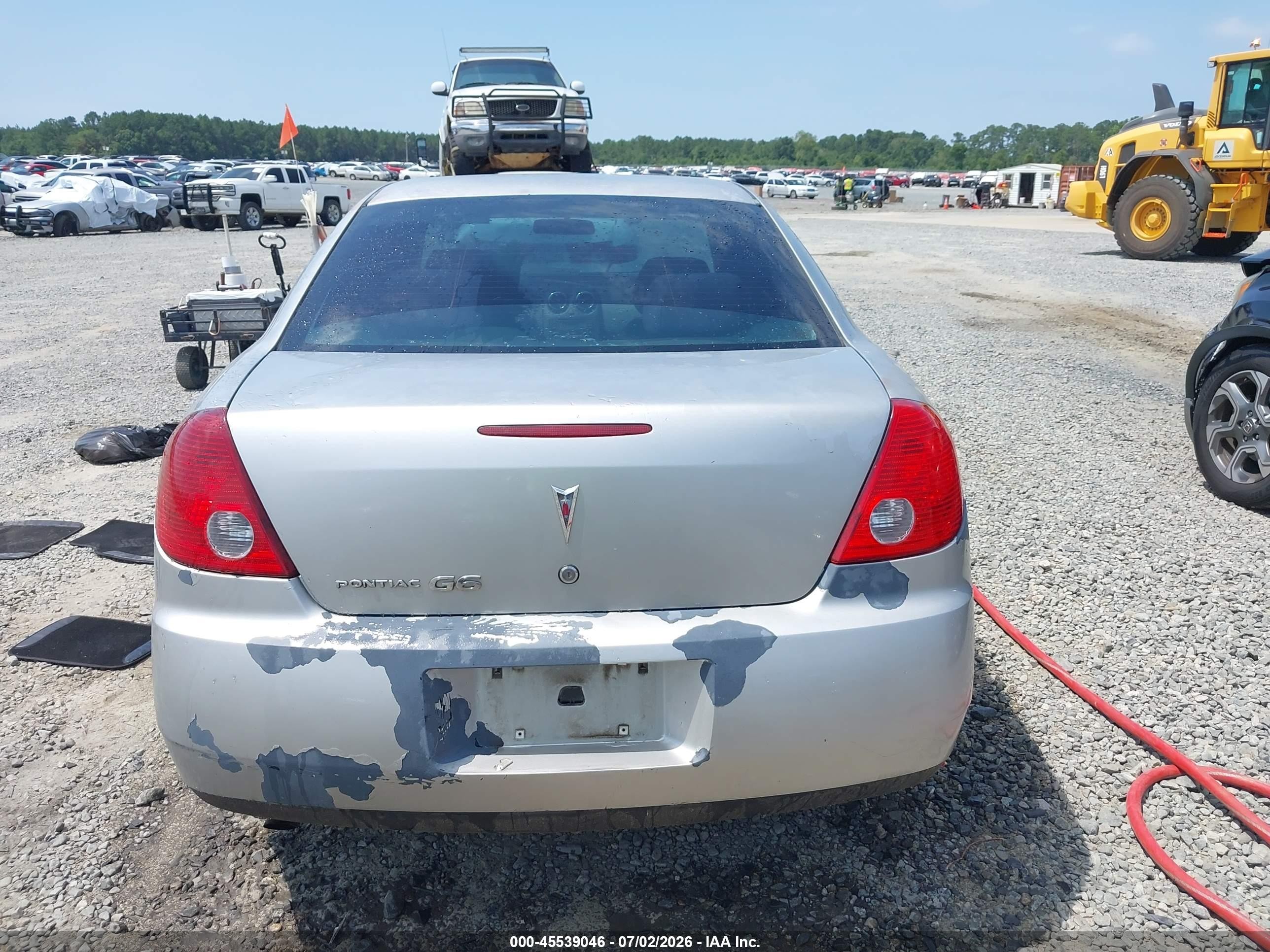 2007 Pontiac G6   Silver vin: 1G2ZG58B374243220