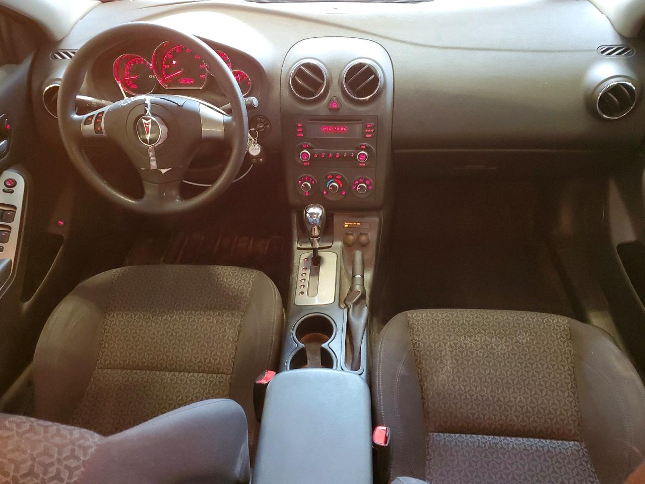 2007 Pontiac G6 Base Red vin: 1G2ZG58B474121711