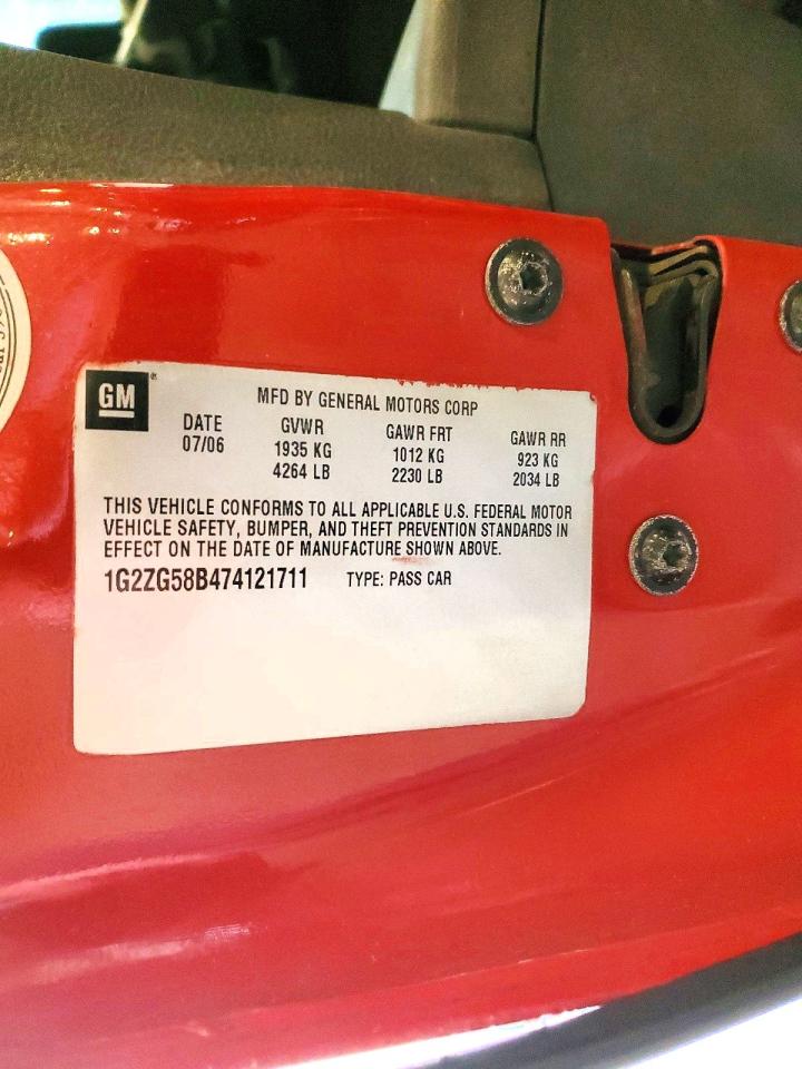 2007 Pontiac G6 Base Red vin: 1G2ZG58B474121711