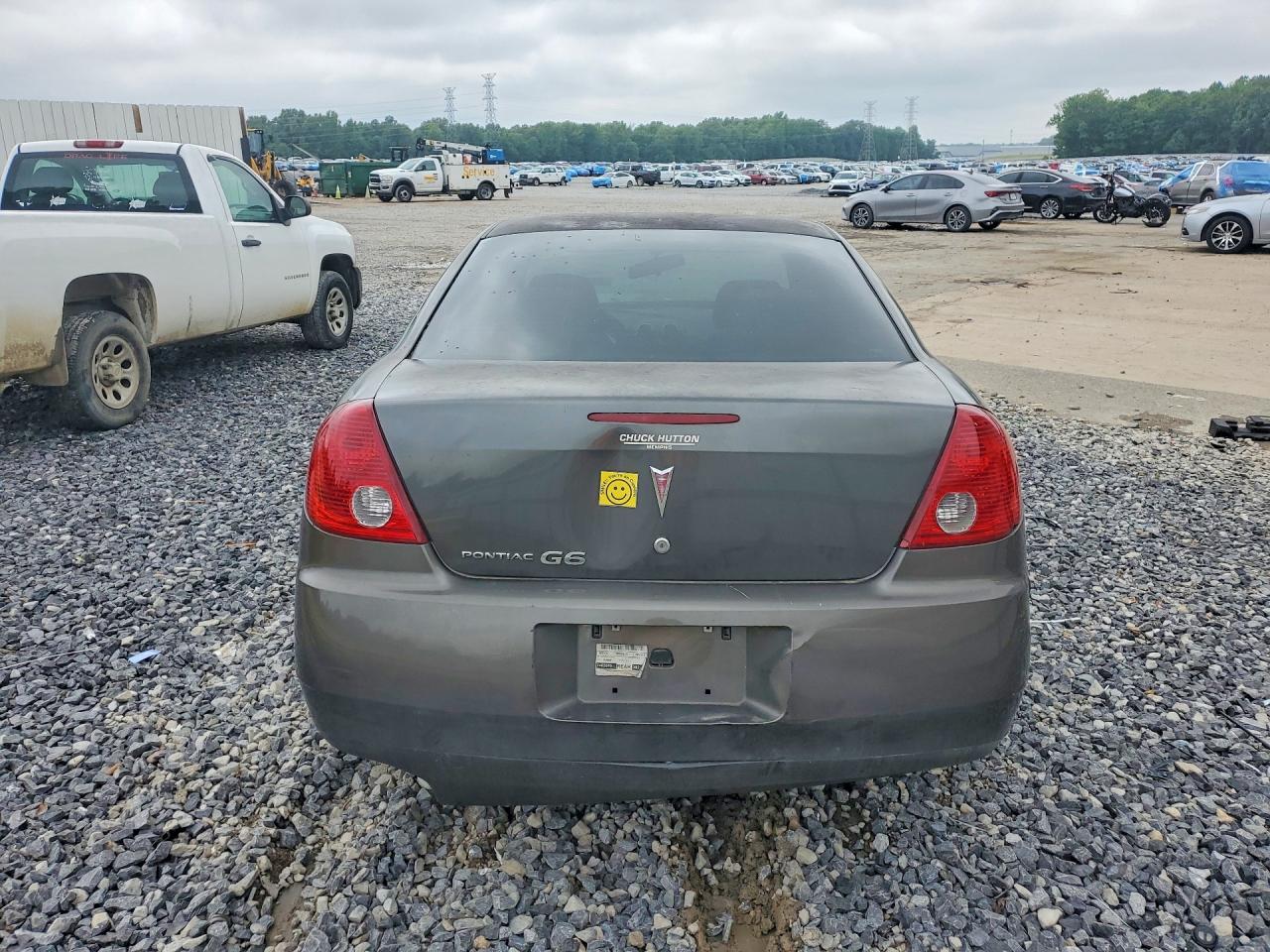 2007 Pontiac G6 Base Gray vin: 1G2ZG58B574187927