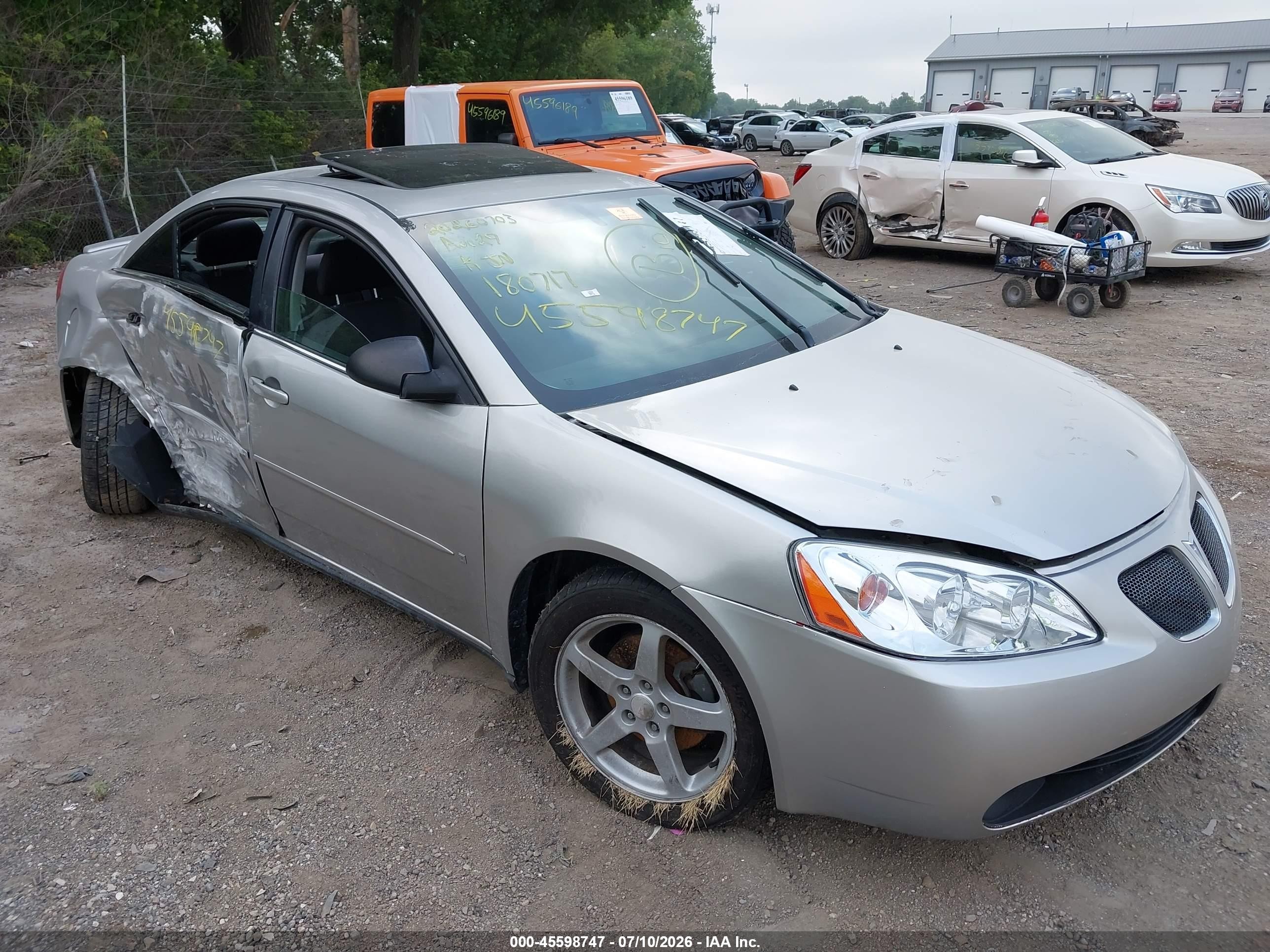 2007 Pontiac G6   Silver vin: 1G2ZG58N074180717