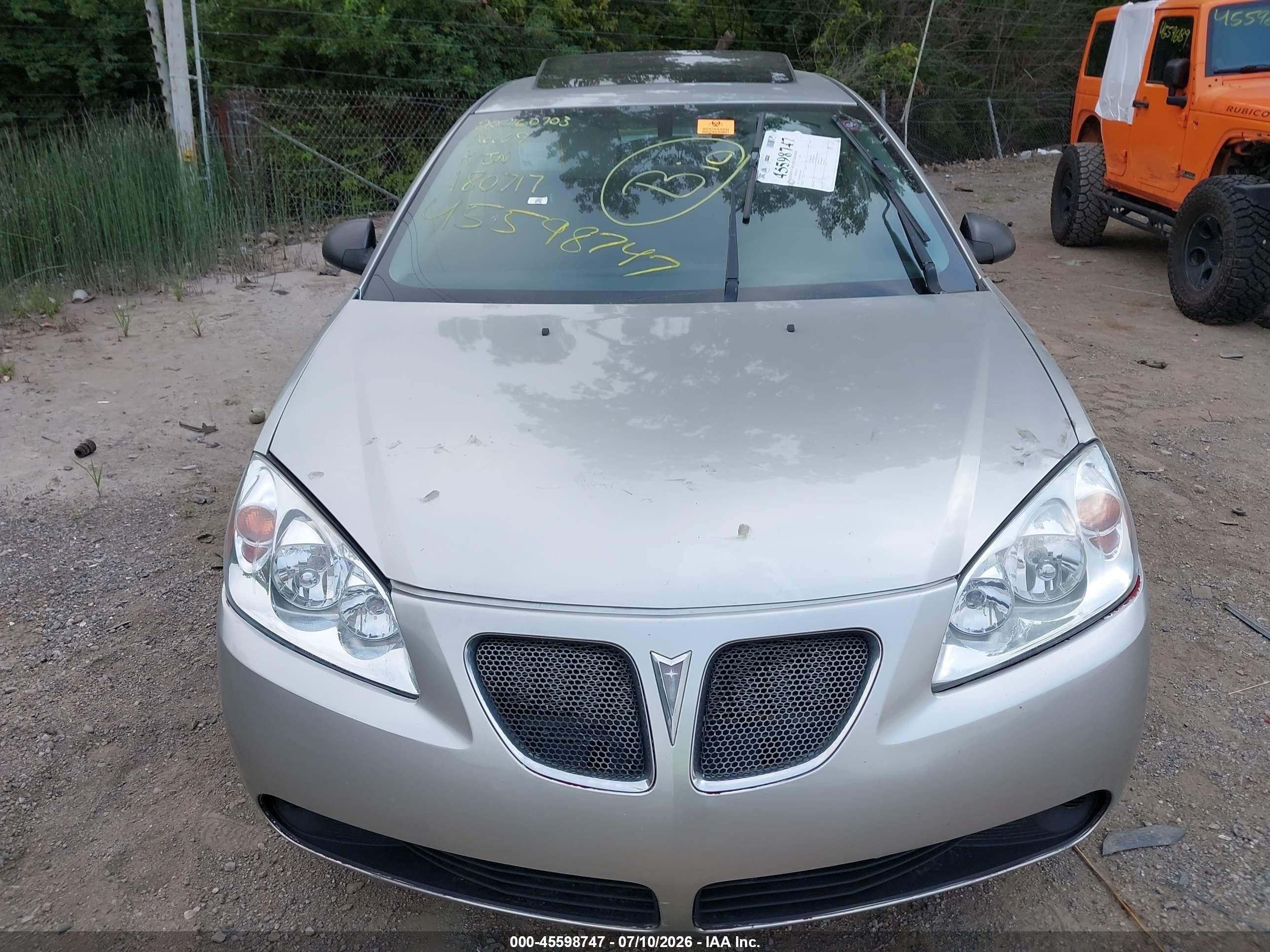 2007 Pontiac G6   Silver vin: 1G2ZG58N074180717