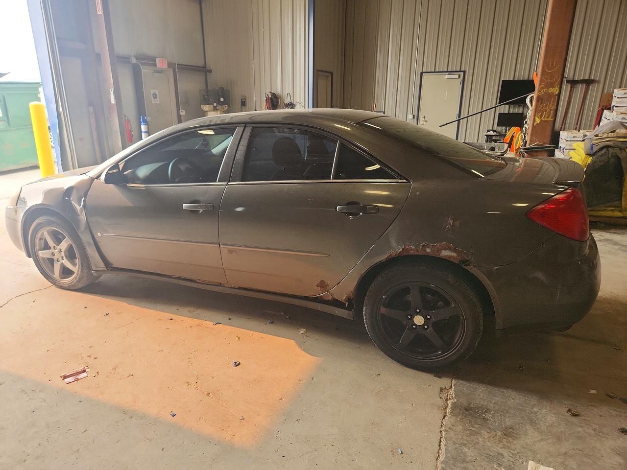 2007 Pontiac G6 Base Charcoal vin: 1G2ZG58N174179821