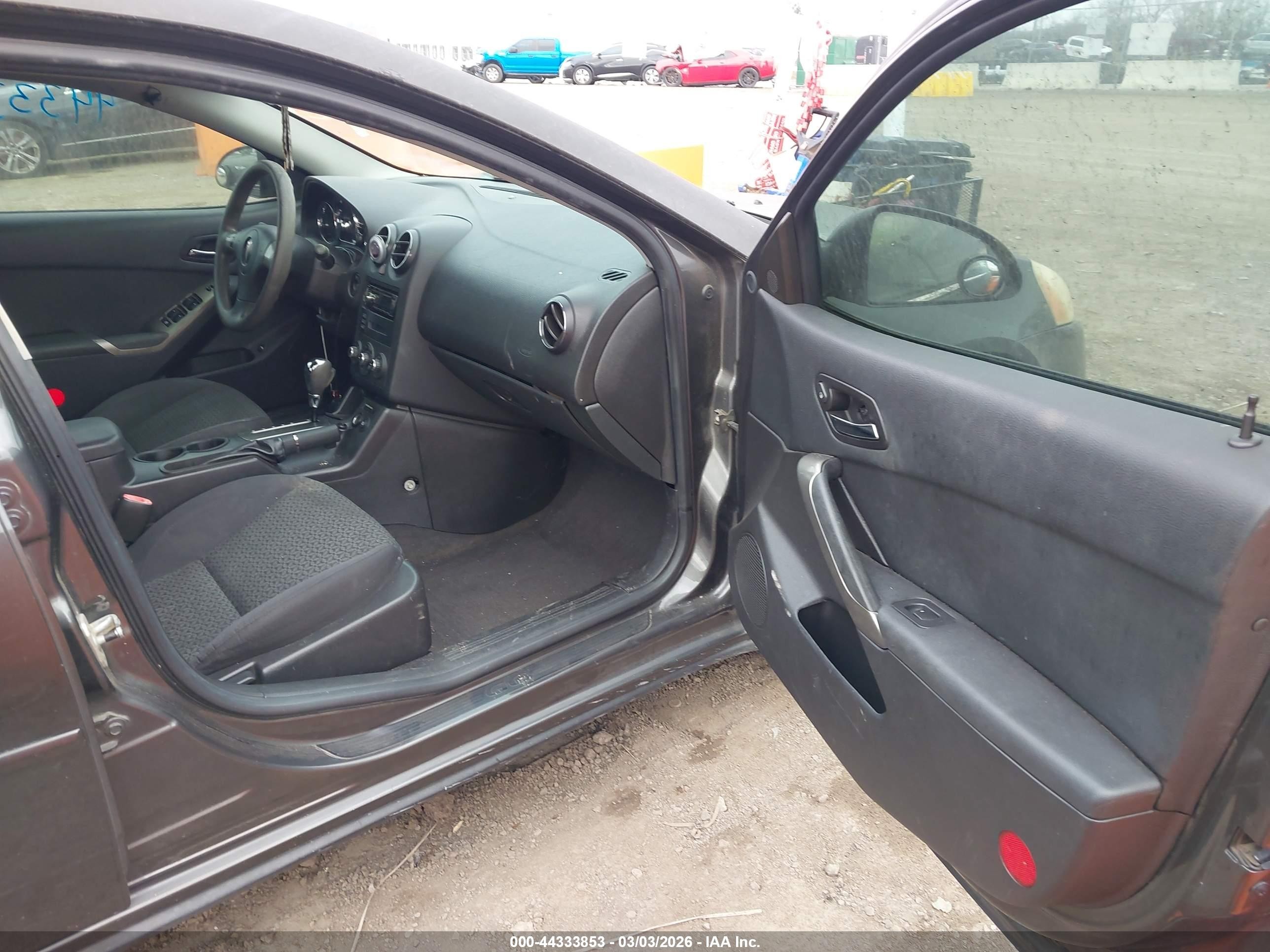 2007 Pontiac G6   Черный vin: 1G2ZG58N274148450