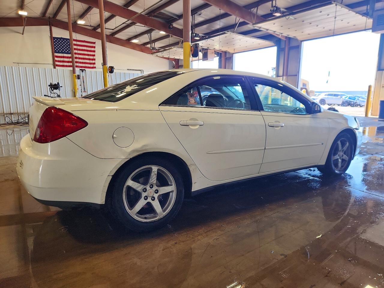 2007 Pontiac G6 Base White vin: 1G2ZG58N274205679