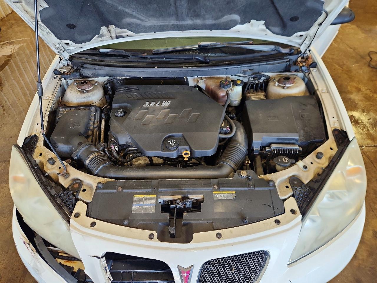 2007 Pontiac G6 Base White vin: 1G2ZG58N274205679