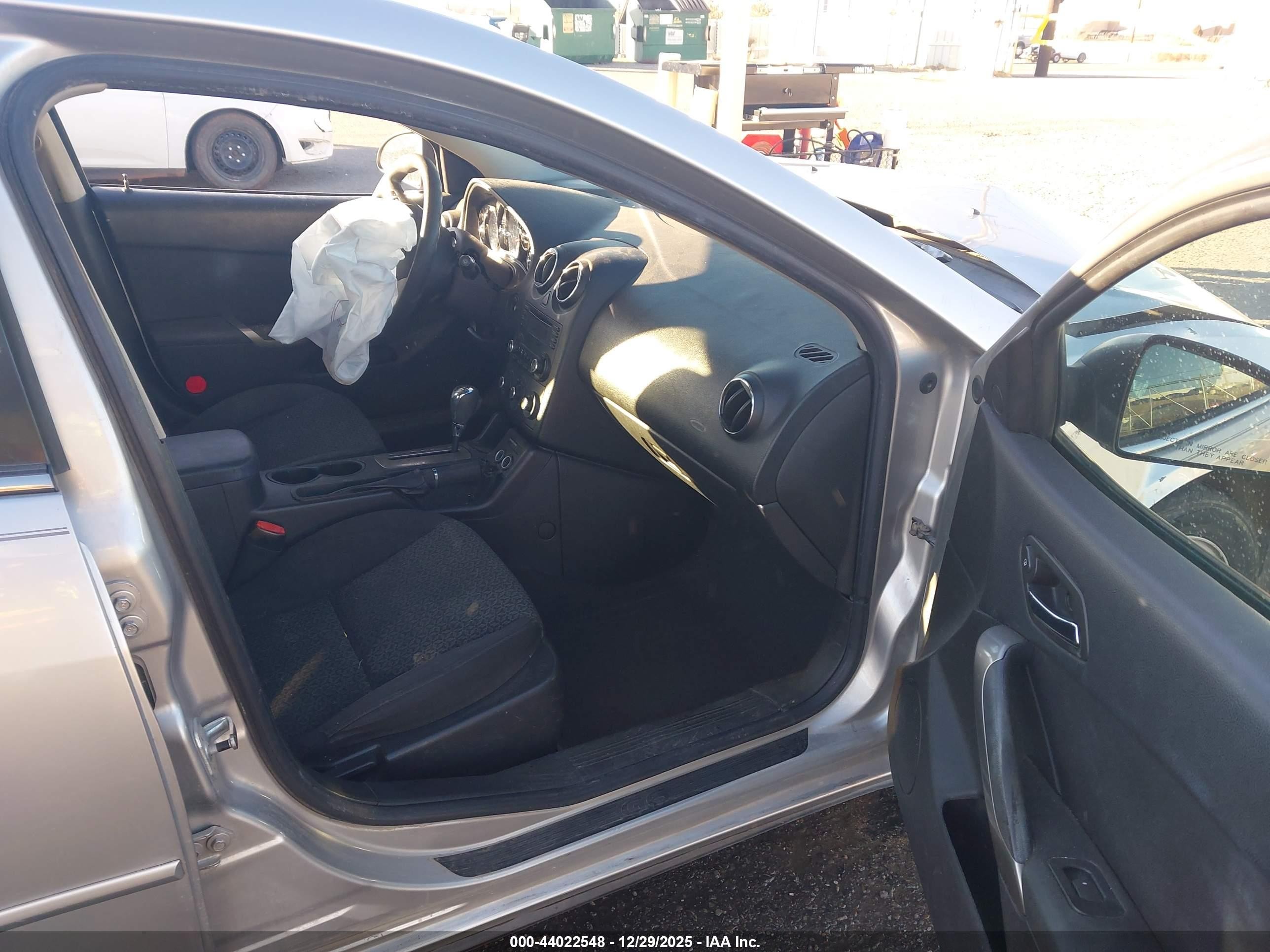 2007 Pontiac G6   Silver vin: 1G2ZG58N374277300