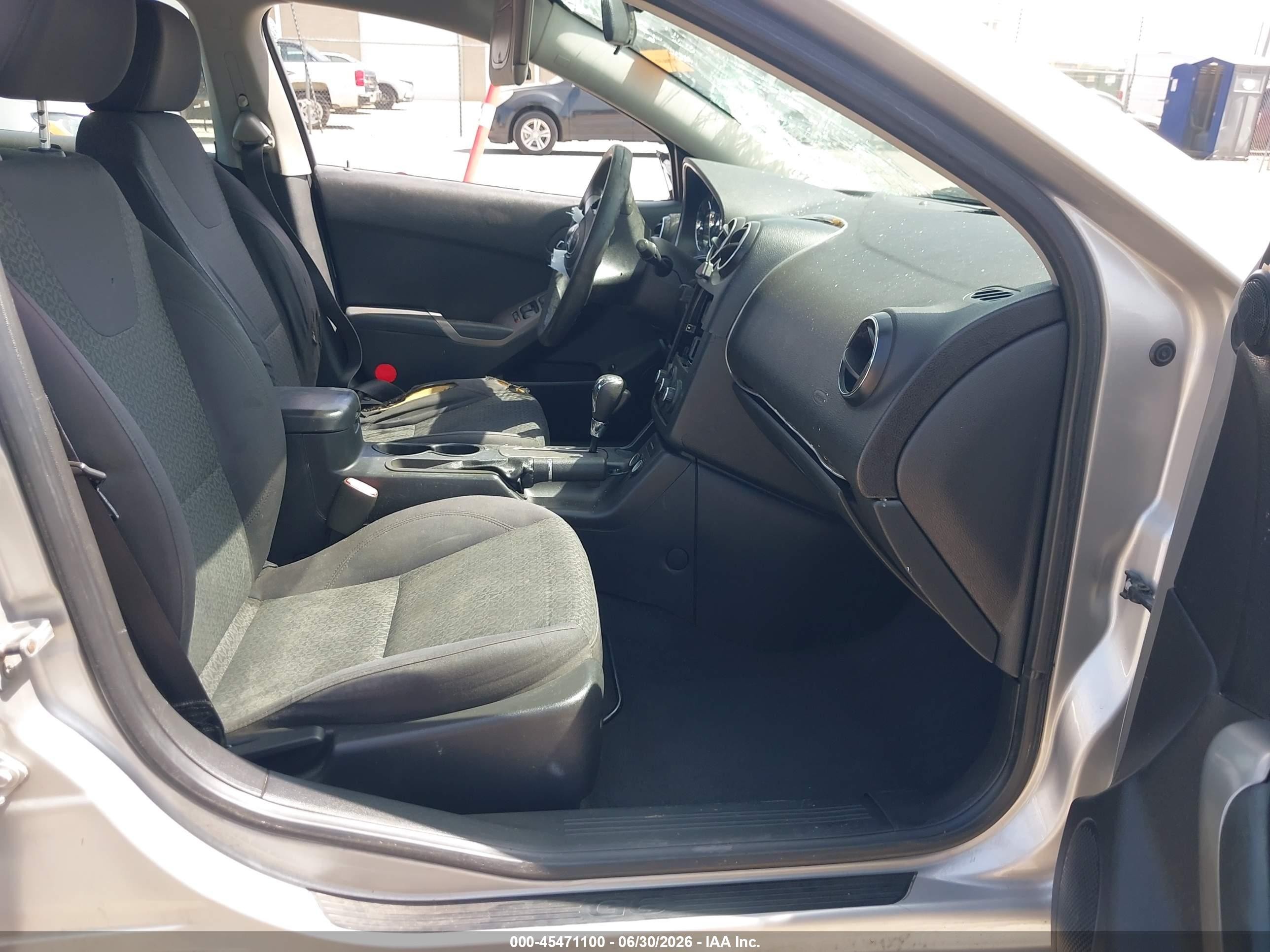 2007 Pontiac G6   Silver vin: 1G2ZG58N574123493