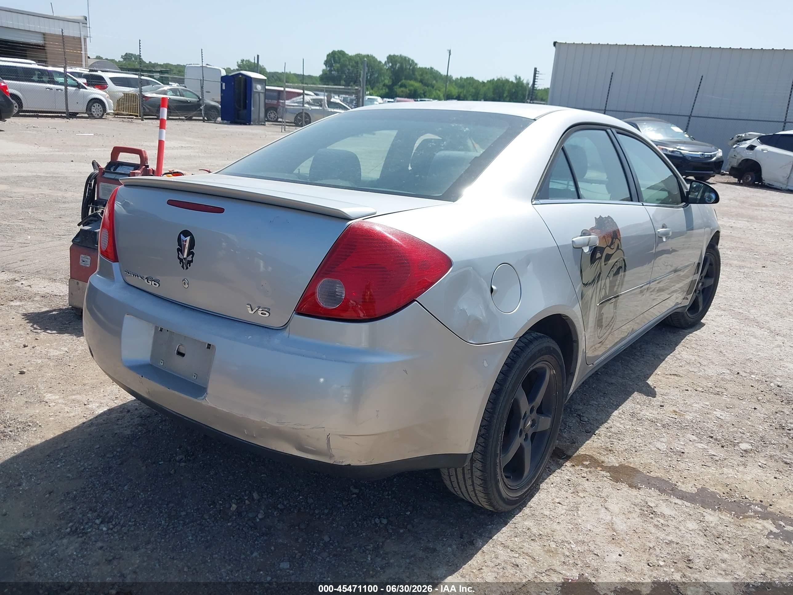 2007 Pontiac G6   Silver vin: 1G2ZG58N574123493