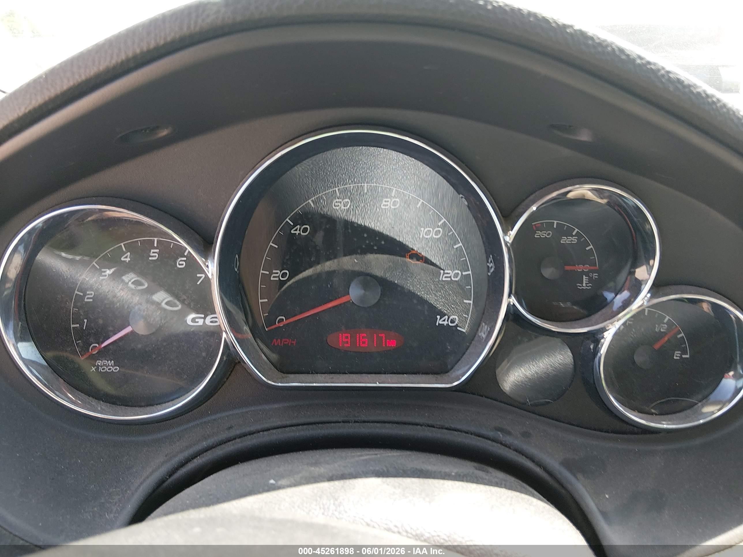 2007 Pontiac G6   White vin: 1G2ZG58N574185427