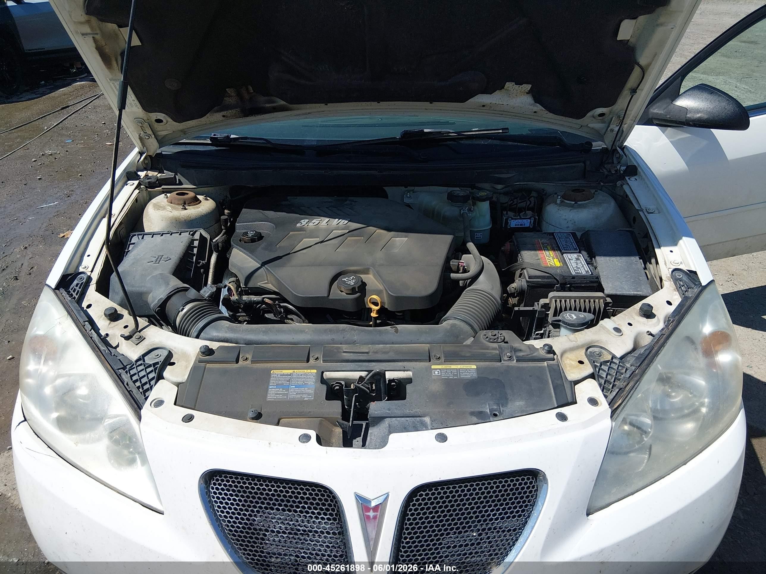 2007 Pontiac G6   White vin: 1G2ZG58N574185427