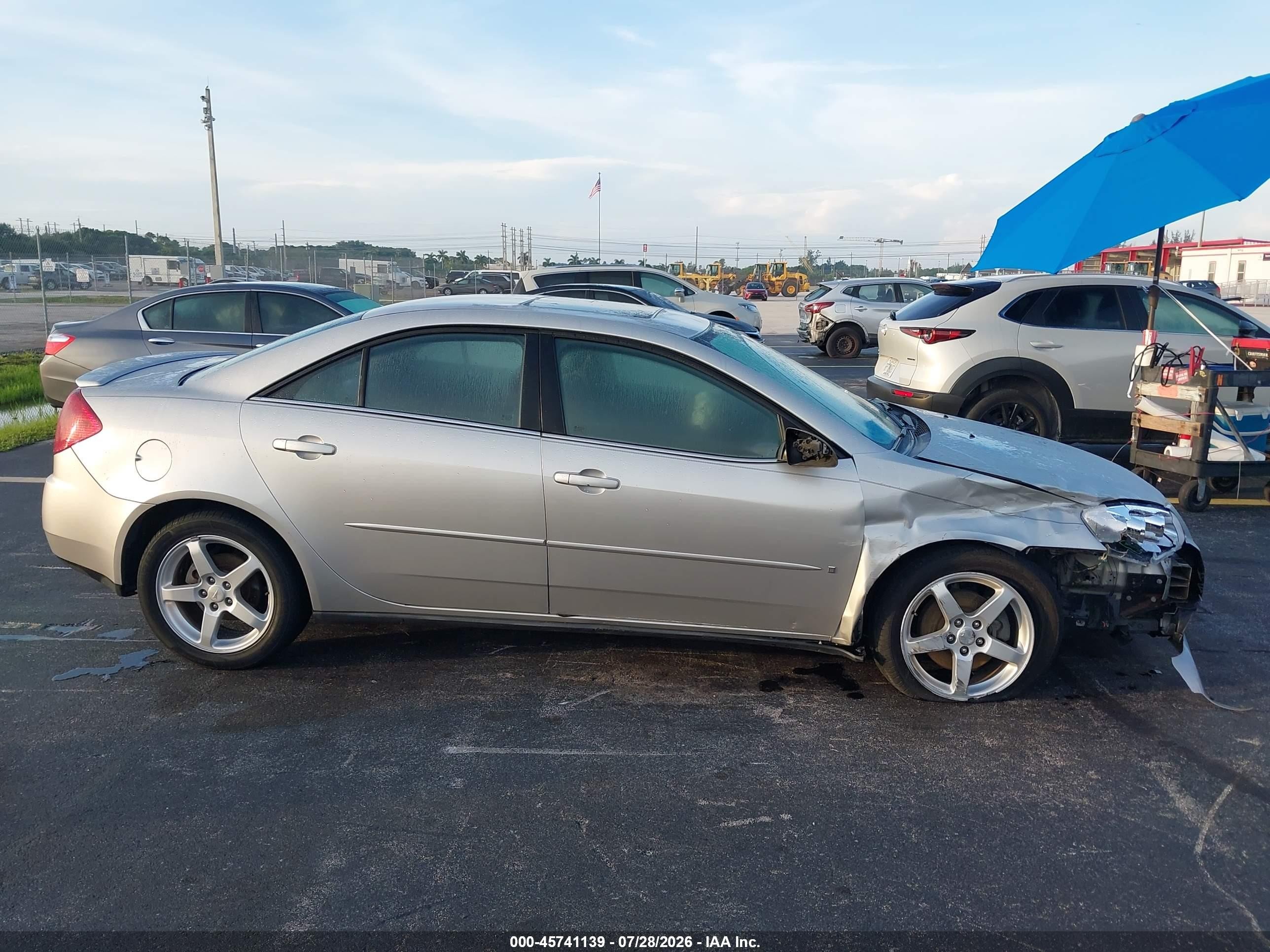 2007 Pontiac G6   Серебряный vin: 1G2ZG58N774141042