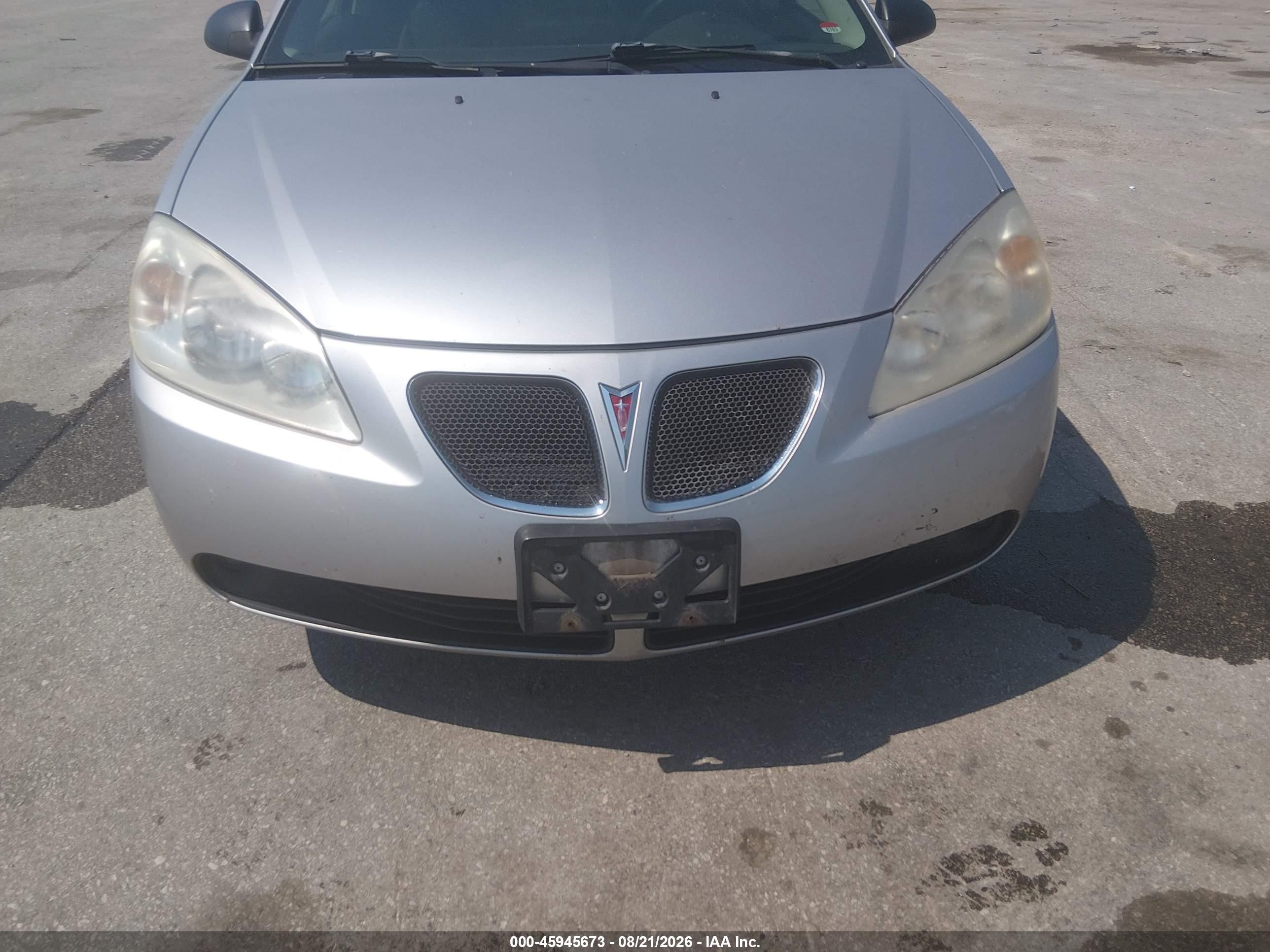 2007 Pontiac G6   Silver vin: 1G2ZG58N774215463