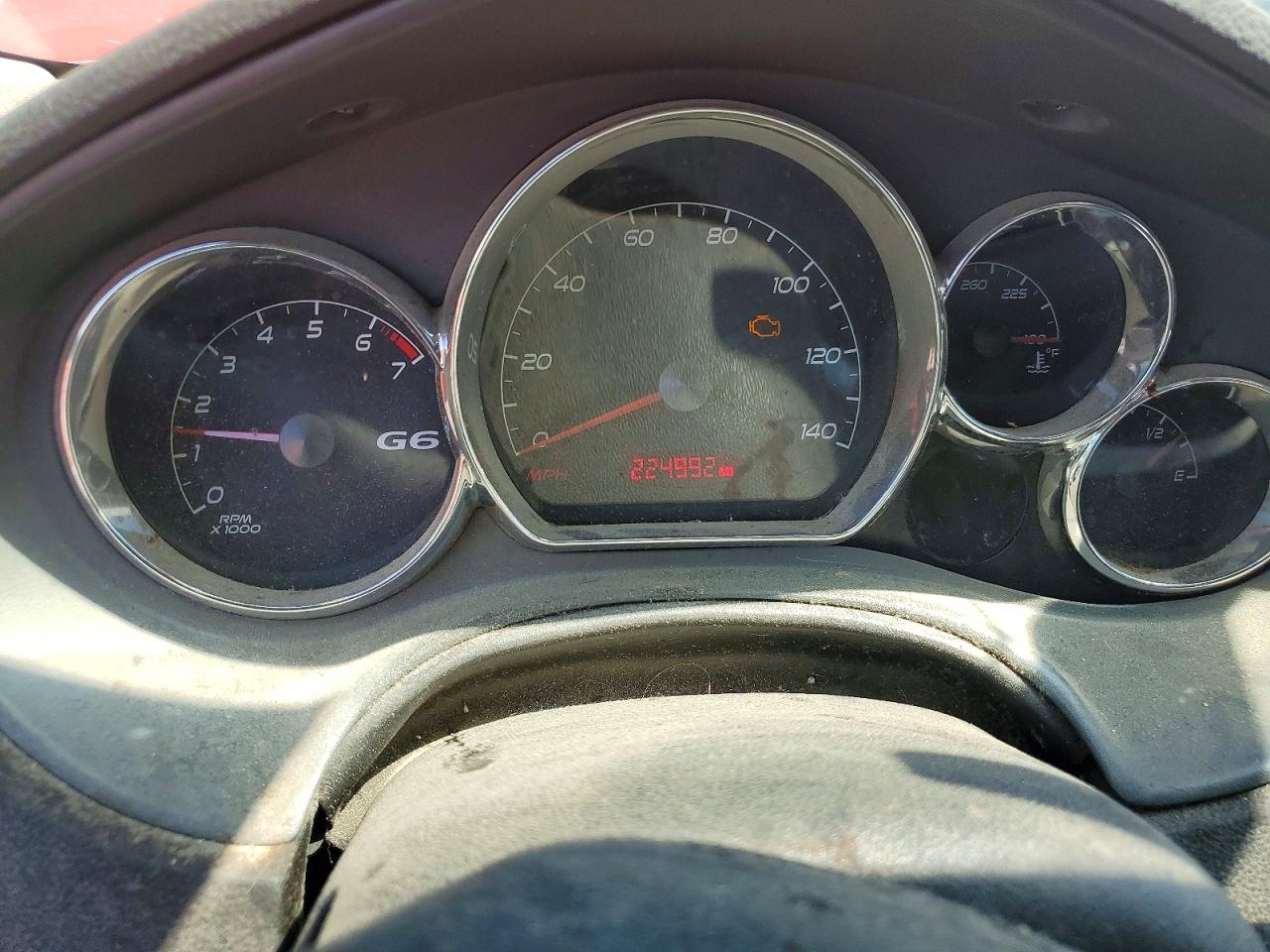 2007 Pontiac G6 Base Red vin: 1G2ZG58N974143374