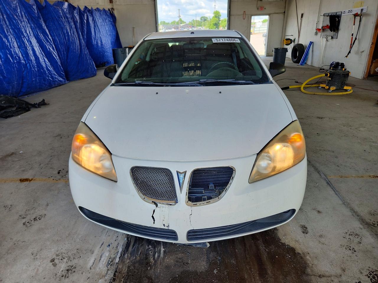 2006 Pontiac G6 Белый vin: 1G2ZH158164155554