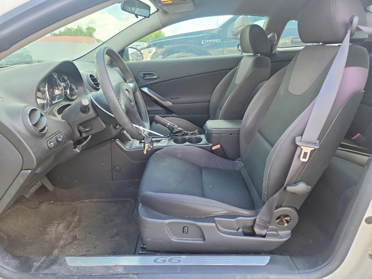 2006 Pontiac G6 Белый vin: 1G2ZH158164155554