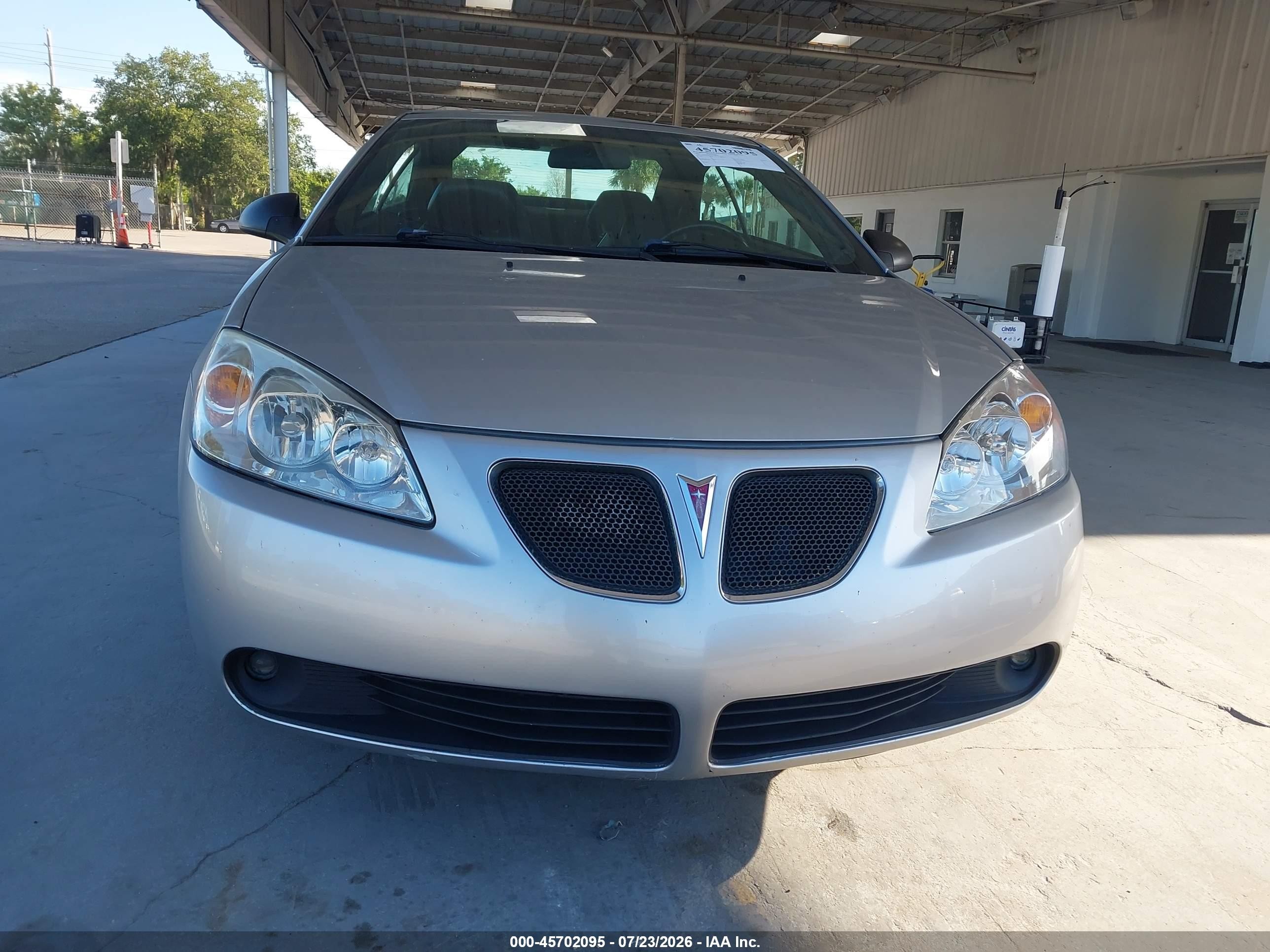 2007 Pontiac G6 Gt Silver vin: 1G2ZH36N574128634