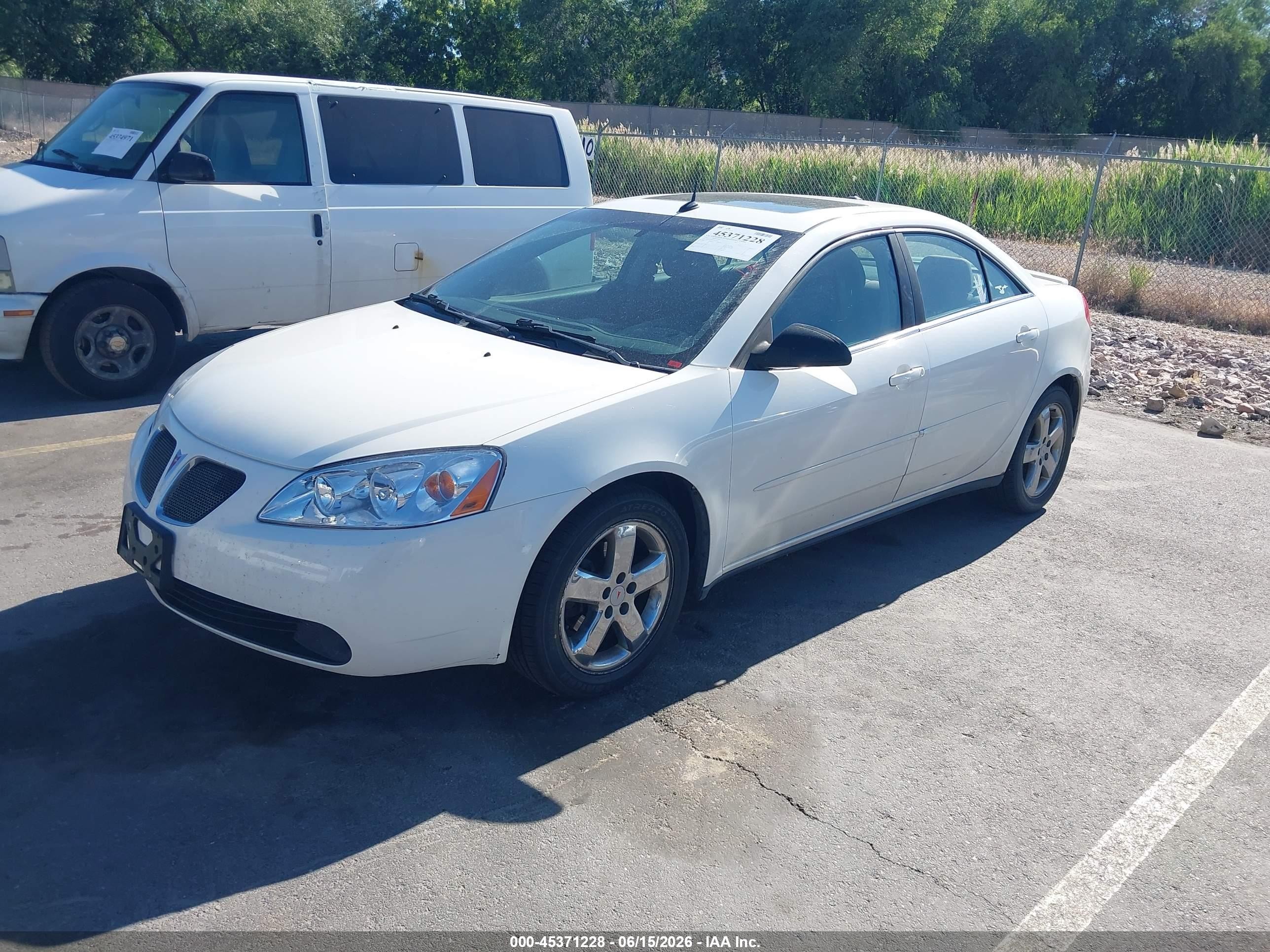 2005 Pontiac G6 Gt White vin: 1G2ZH528654142874