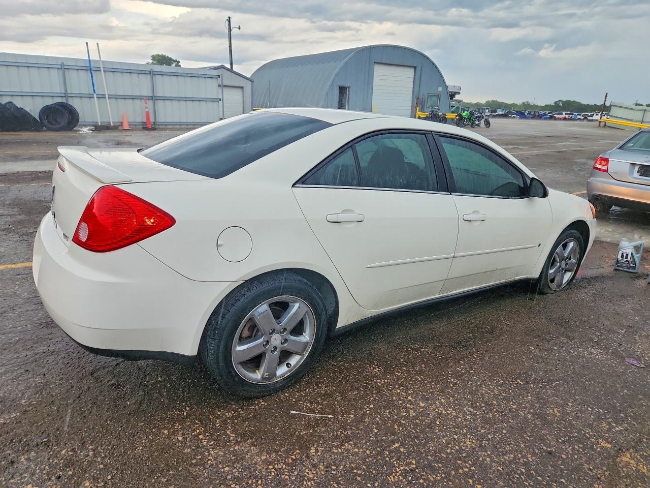 2008 Pontiac G6 Gt Белый vin: 1G2ZH57N084183861