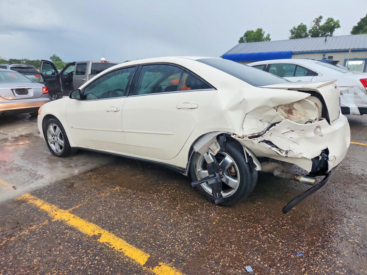 2008 Pontiac G6 Gt Белый vin: 1G2ZH57N084183861