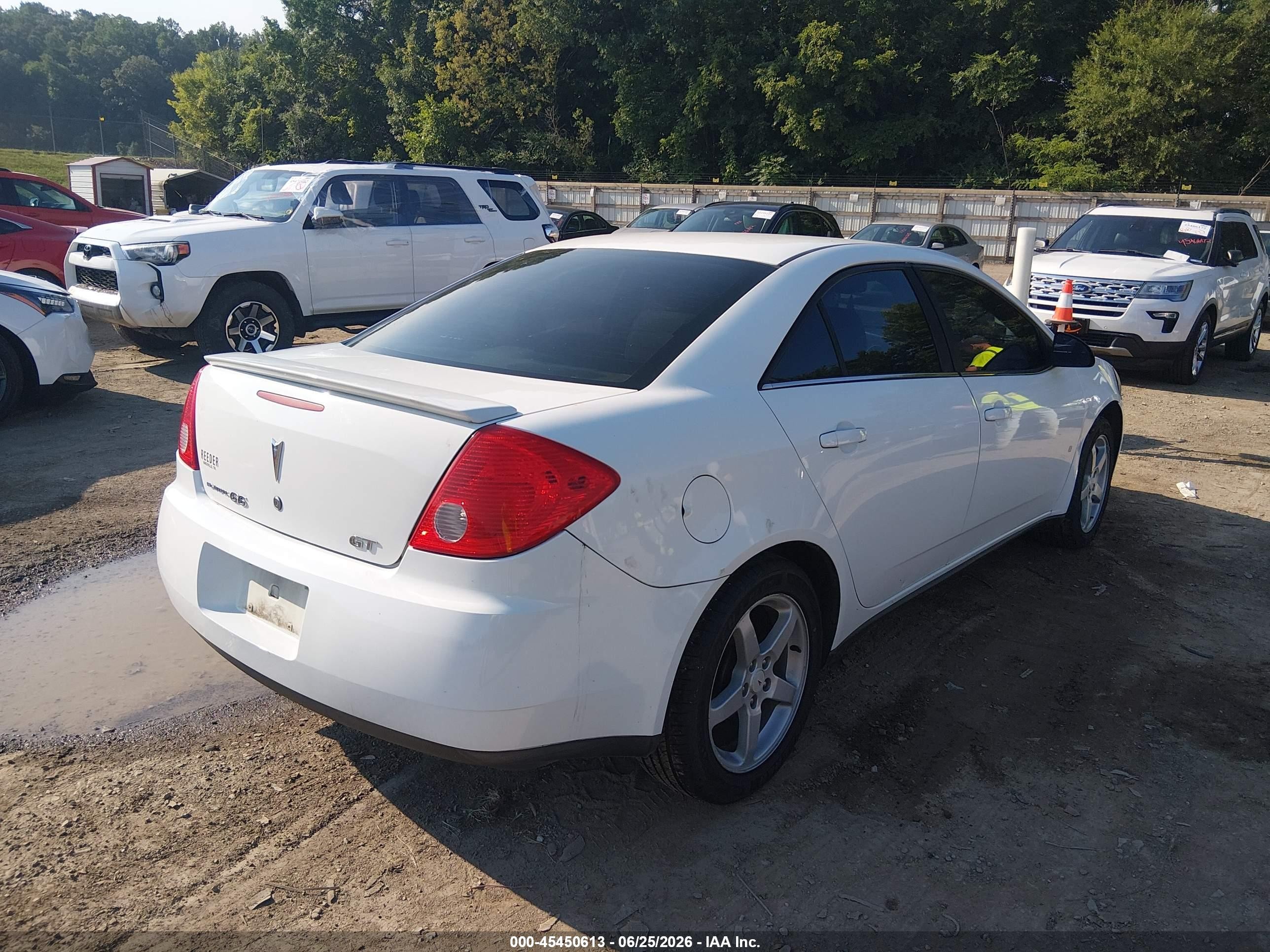 2009 Pontiac G6 Gt White vin: 1G2ZH57N494159810