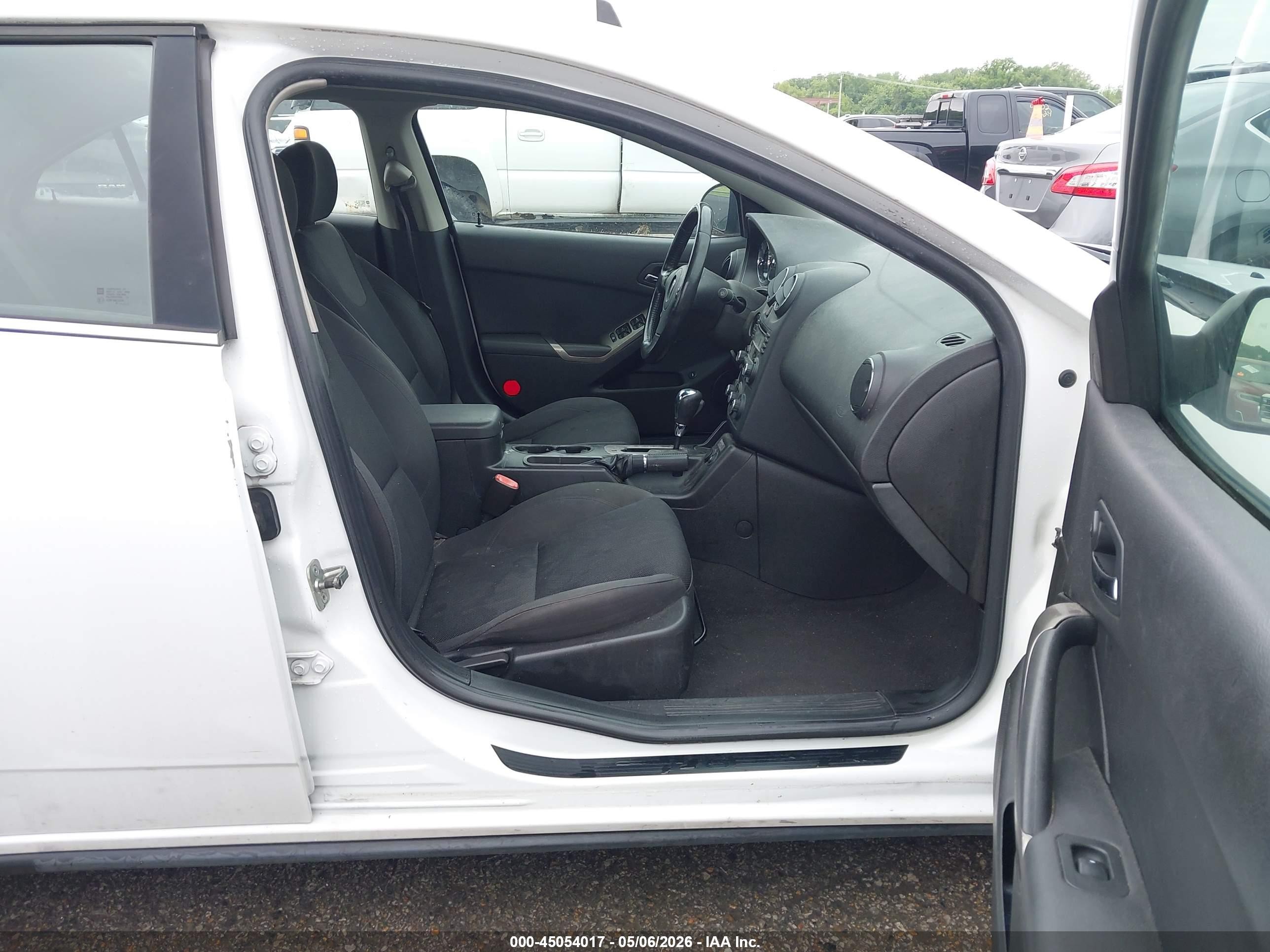 2009 Pontiac G6 Gt White vin: 1G2ZH57N694142037