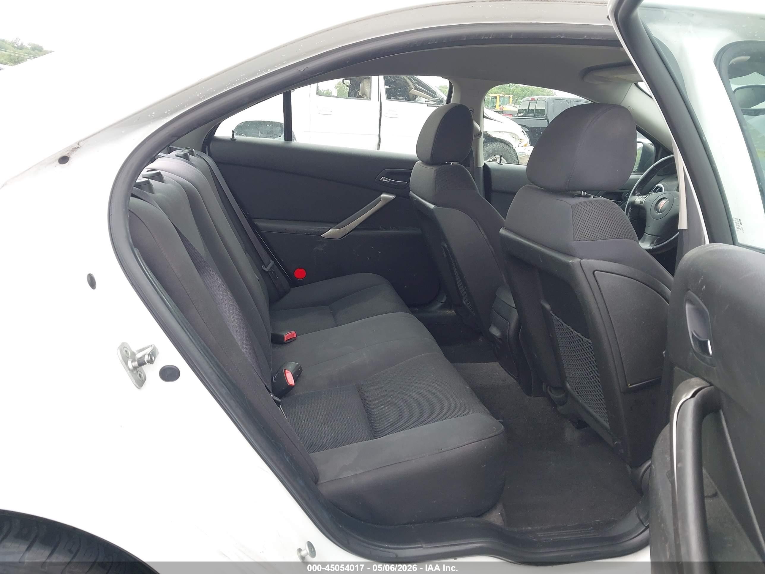 2009 Pontiac G6 Gt White vin: 1G2ZH57N694142037
