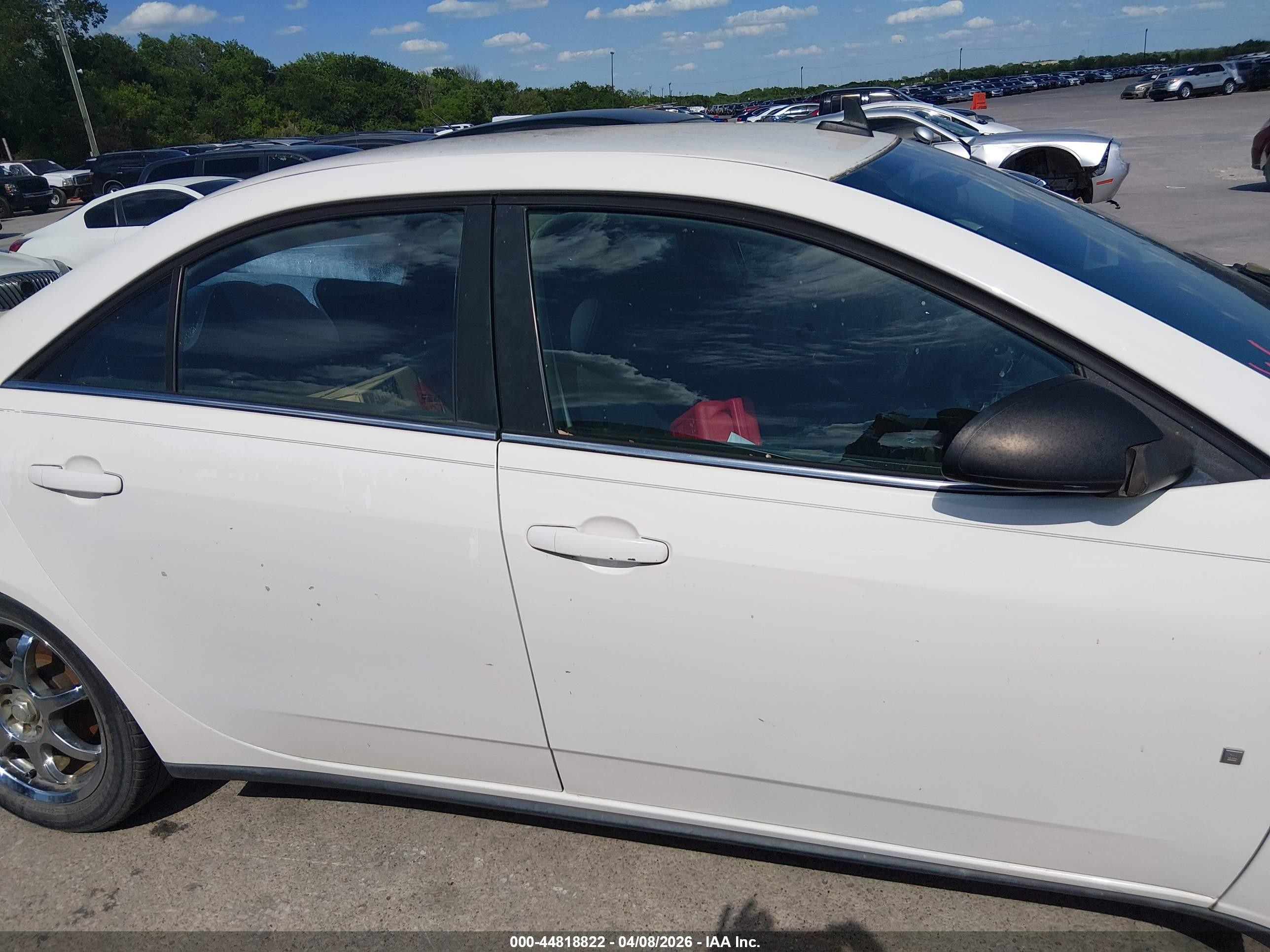 2008 Pontiac G6 Gt White vin: 1G2ZH57N984225492