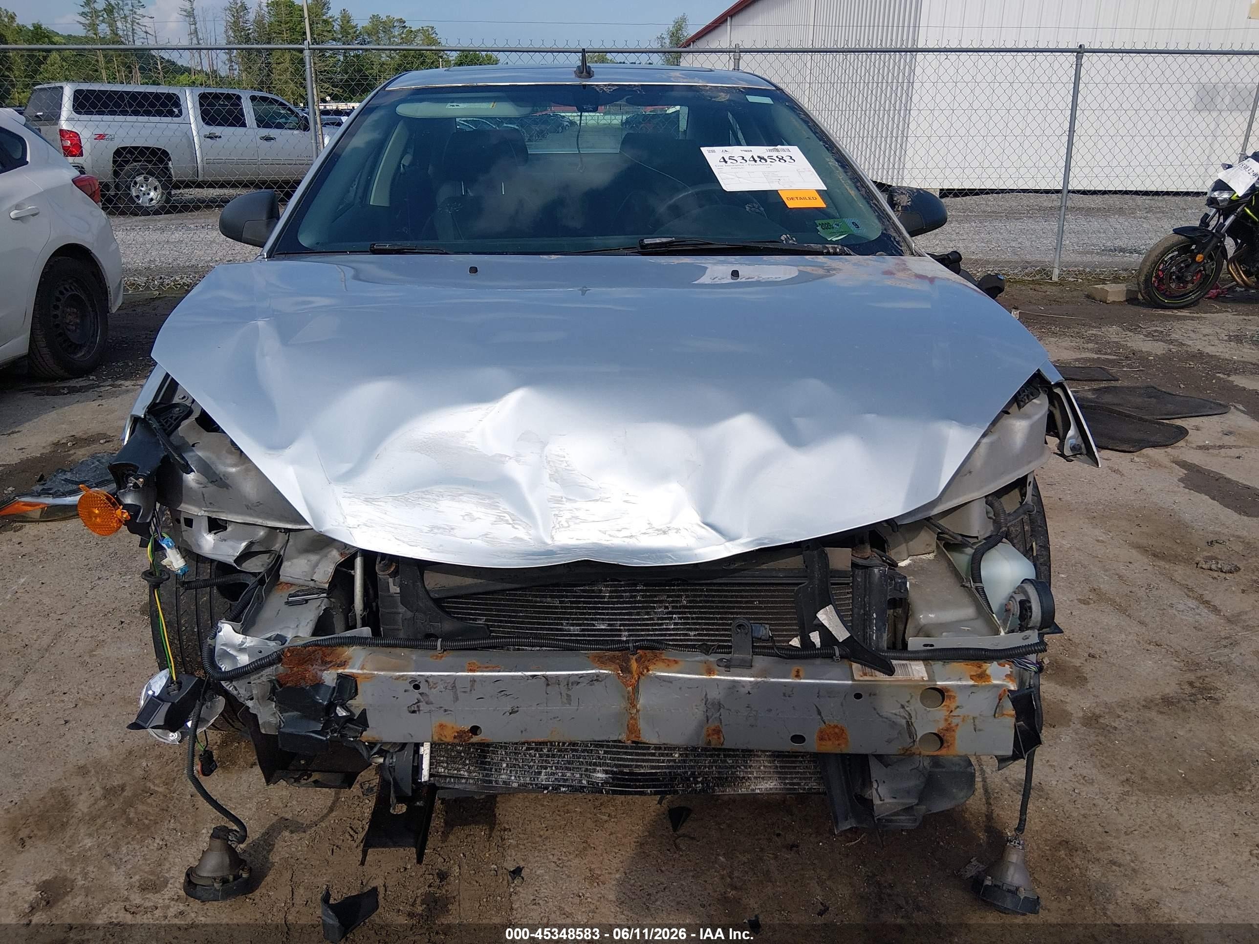 2009 Pontiac G6 Gt Silver vin: 1G2ZH57N994166011