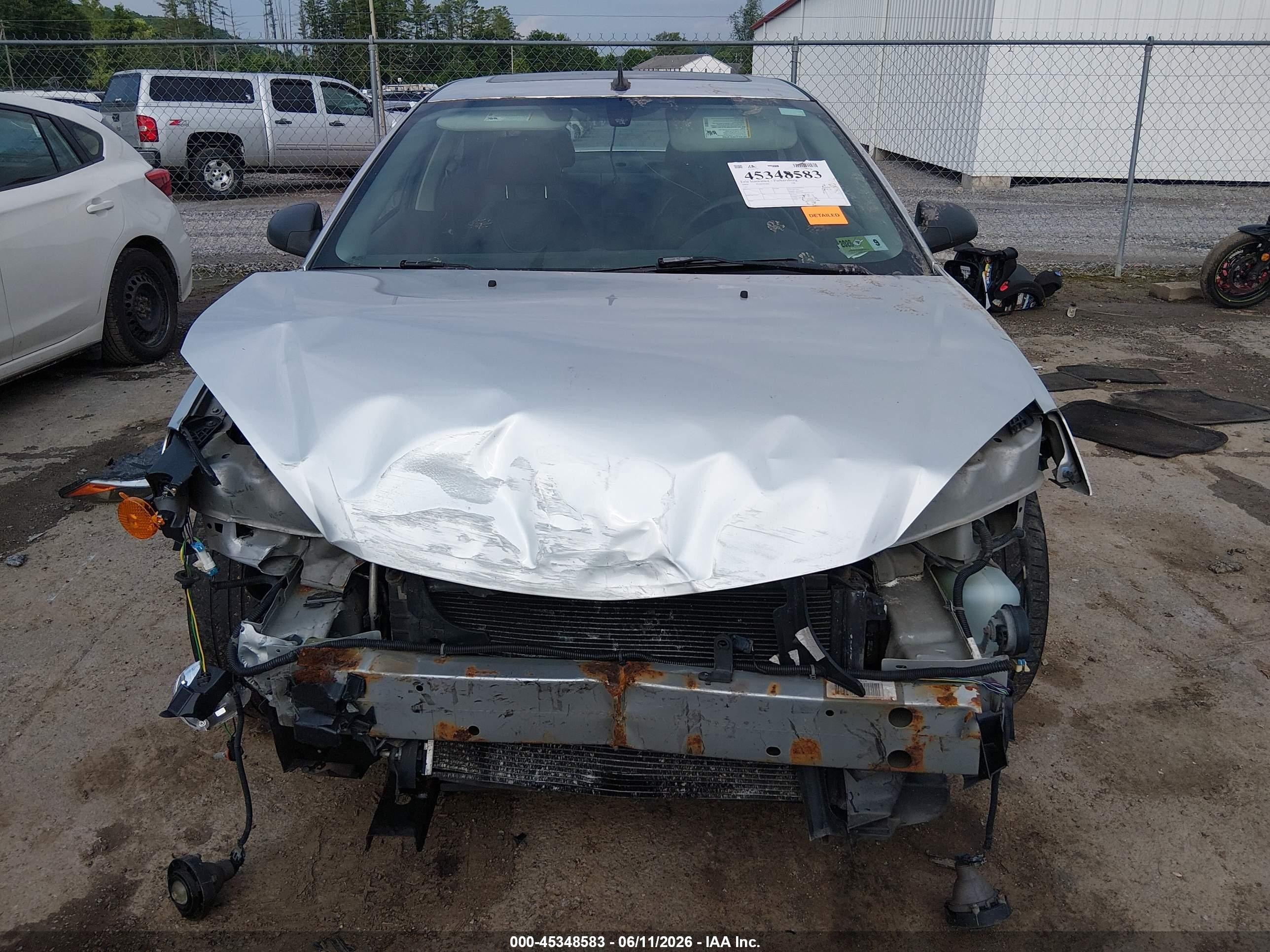 2009 Pontiac G6 Gt Silver vin: 1G2ZH57N994166011