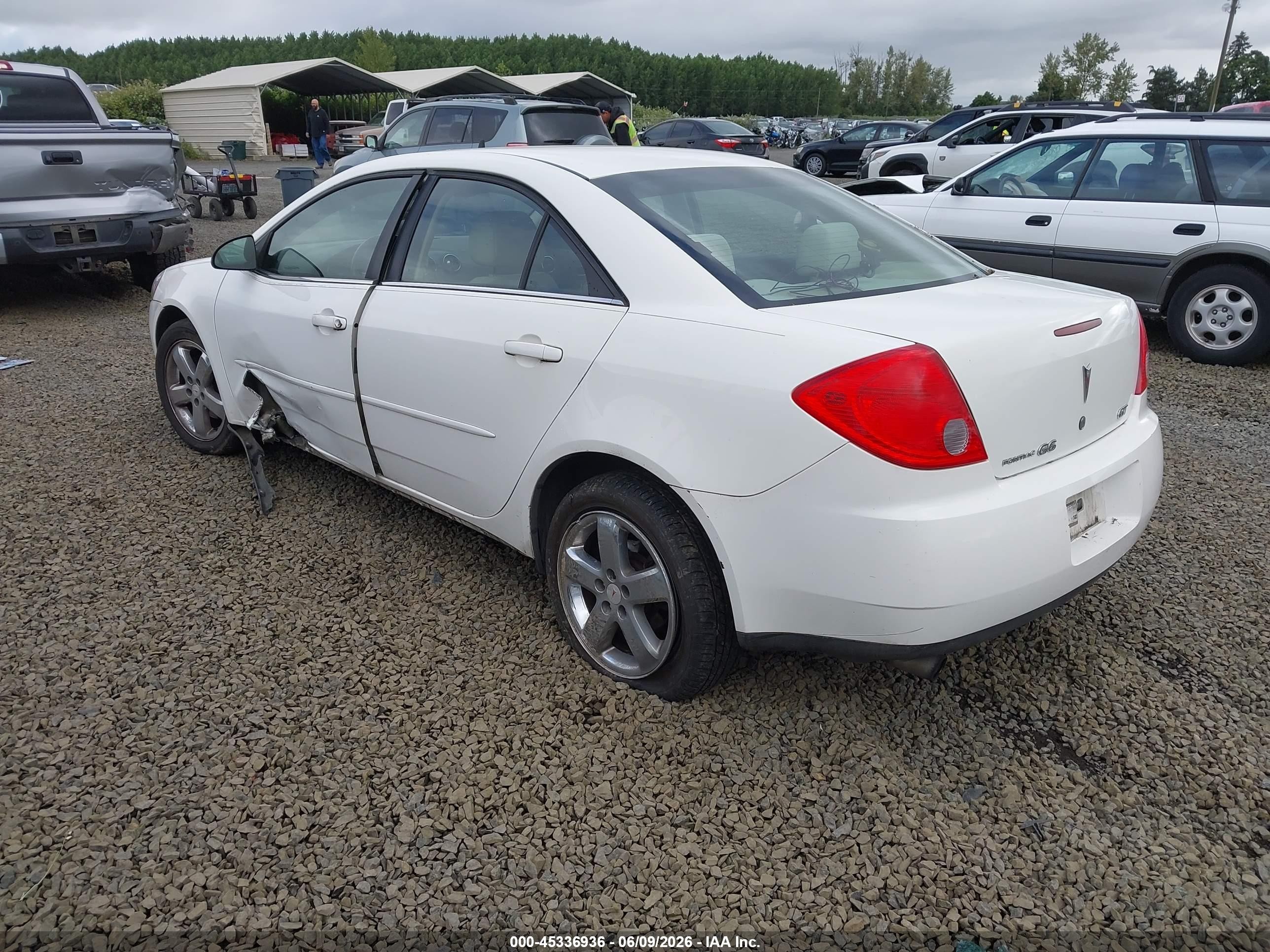 2008 Pontiac G6 Gt White vin: 1G2ZH57NX84125157