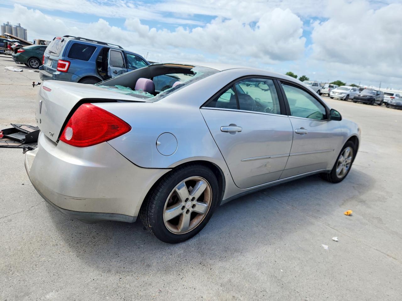 2008 Pontiac G6 Gt Silver vin: 1G2ZH57NX84229115