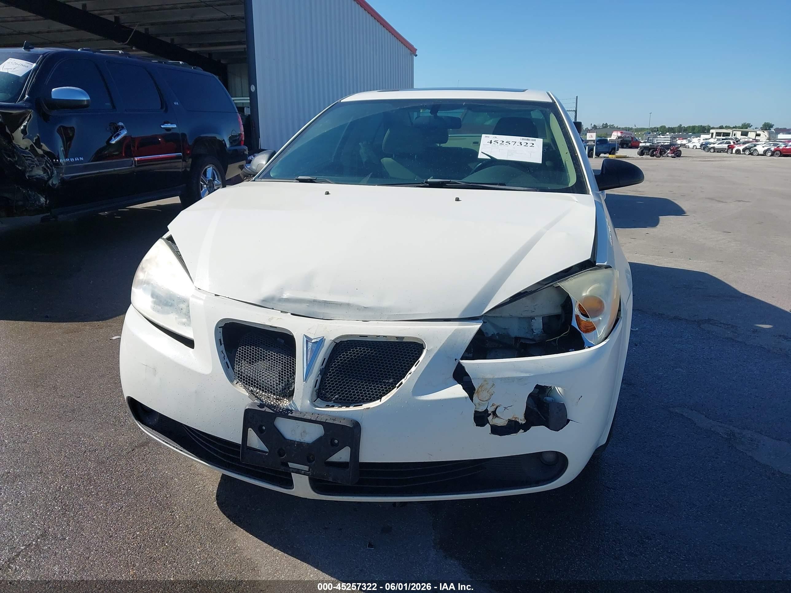 2007 Pontiac G6 Gt White vin: 1G2ZH58N574228466