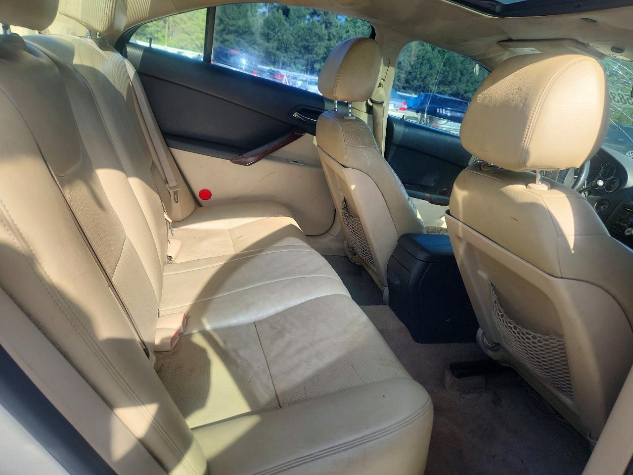 2007 Pontiac G6 Gt White vin: 1G2ZH58N774199665