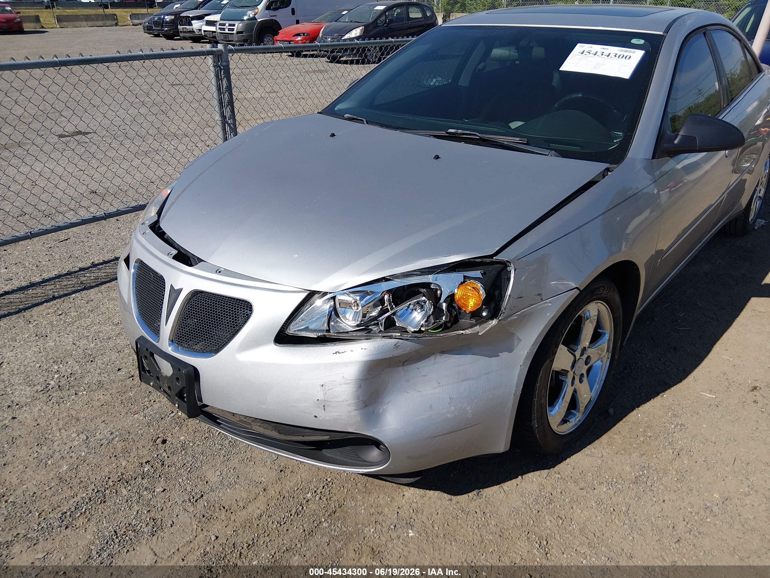 2007 Pontiac G6 Gt Silver vin: 1G2ZH58N874120911
