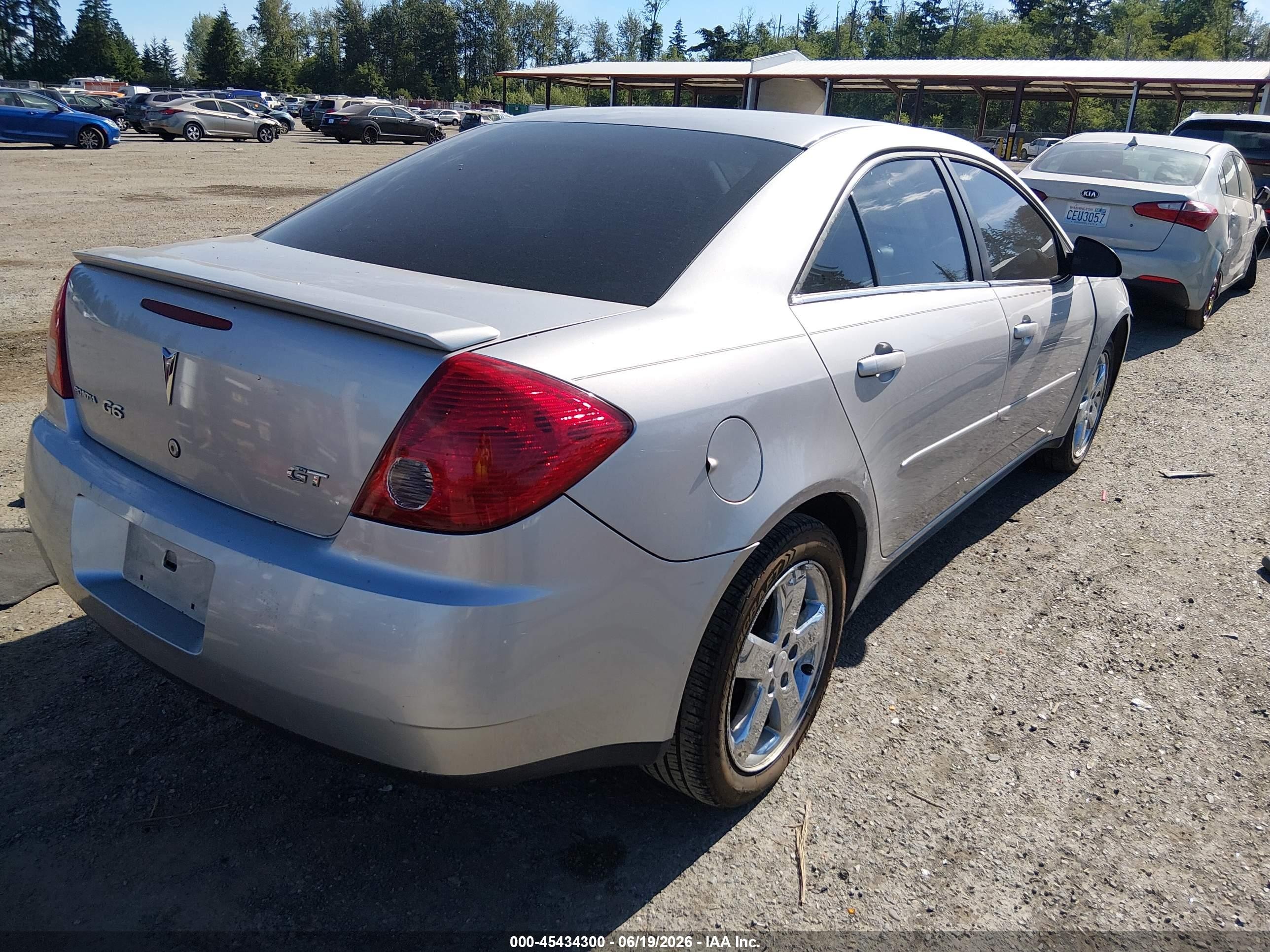 2007 Pontiac G6 Gt Silver vin: 1G2ZH58N874120911