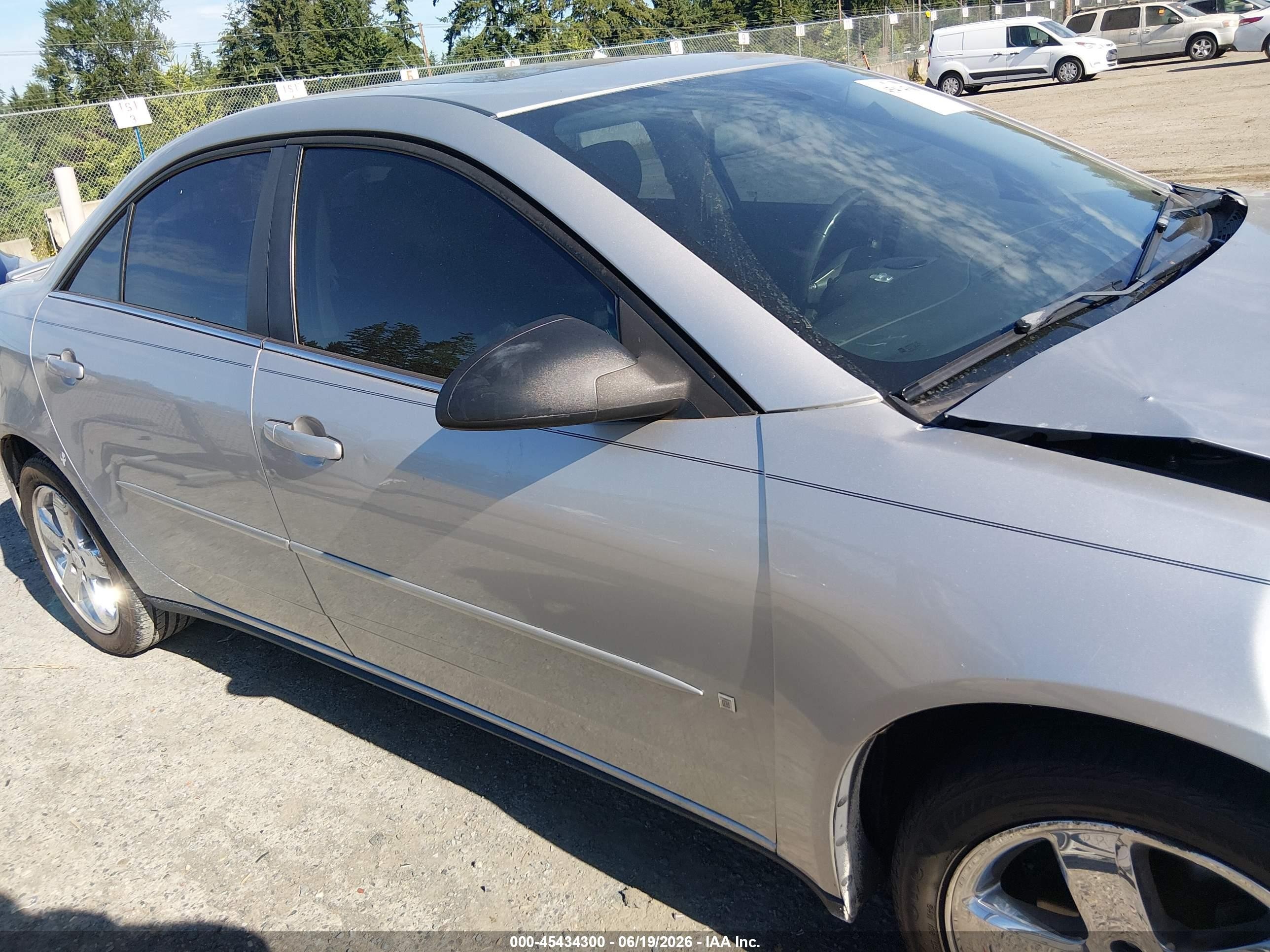2007 Pontiac G6 Gt Silver vin: 1G2ZH58N874120911