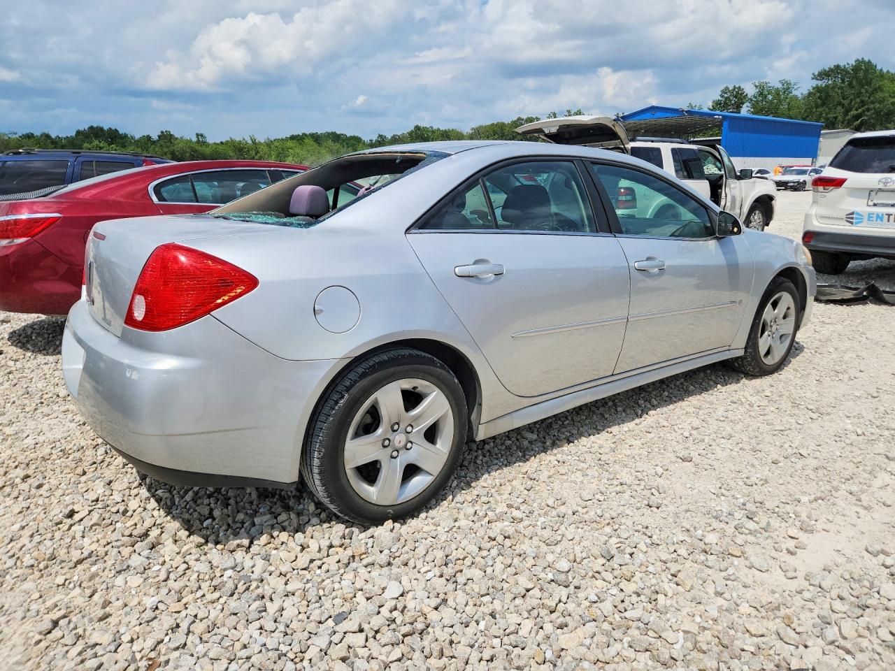 2009 Pontiac G6 Silver vin: 1G2ZJ57B894269169