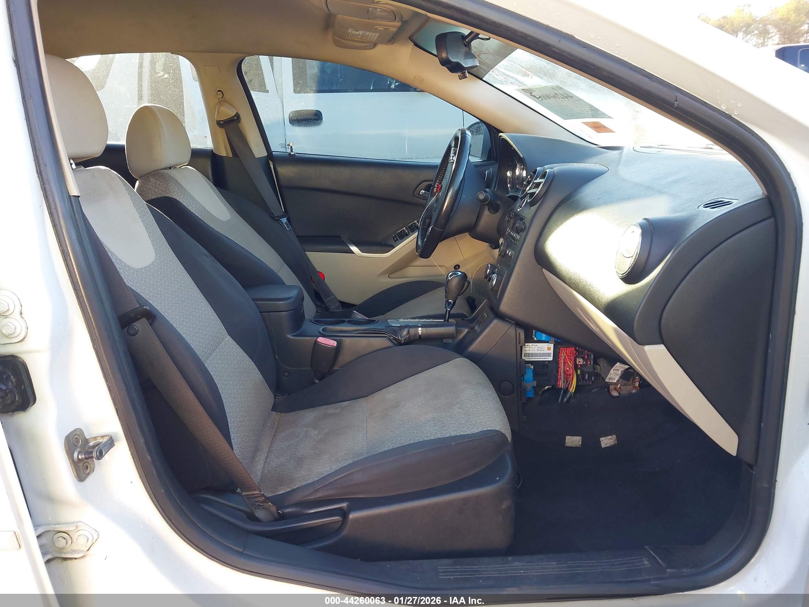 2009 Pontiac G6 New Se White vin: 1G2ZJ57B894274467