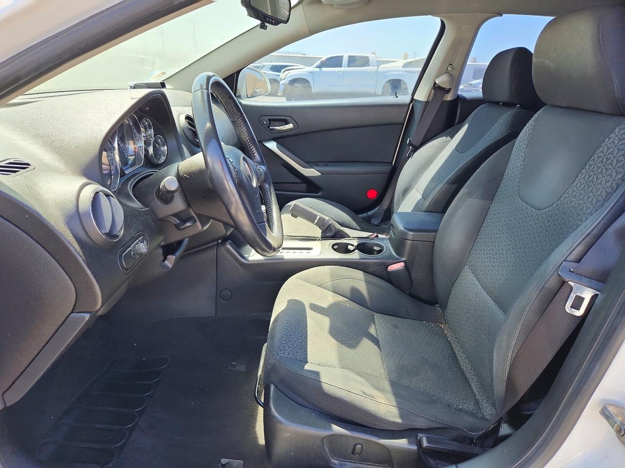 2009 Pontiac G6 White vin: 1G2ZJ57K094260272