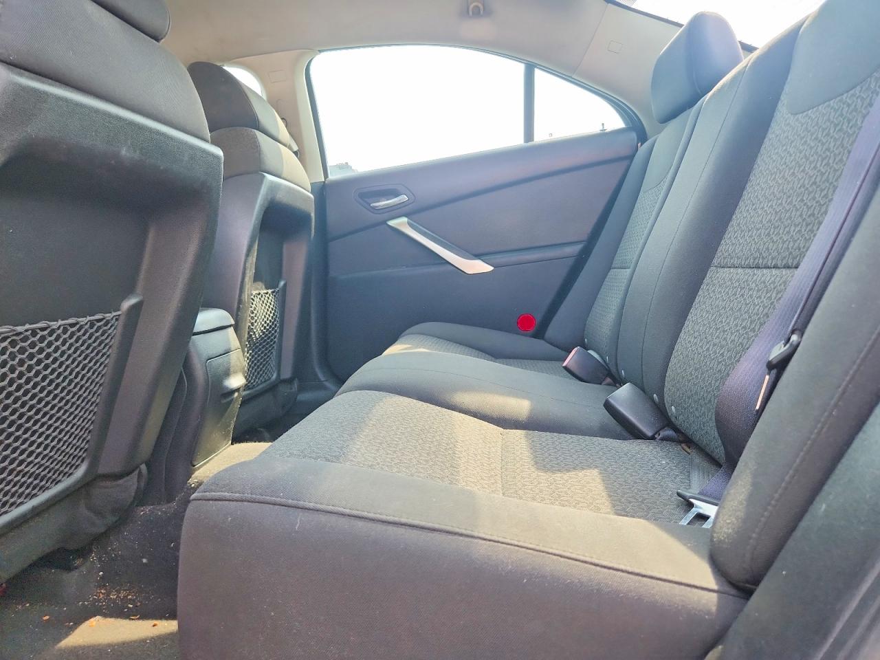 2009 Pontiac G6 Beige vin: 1G2ZJ57K394259679