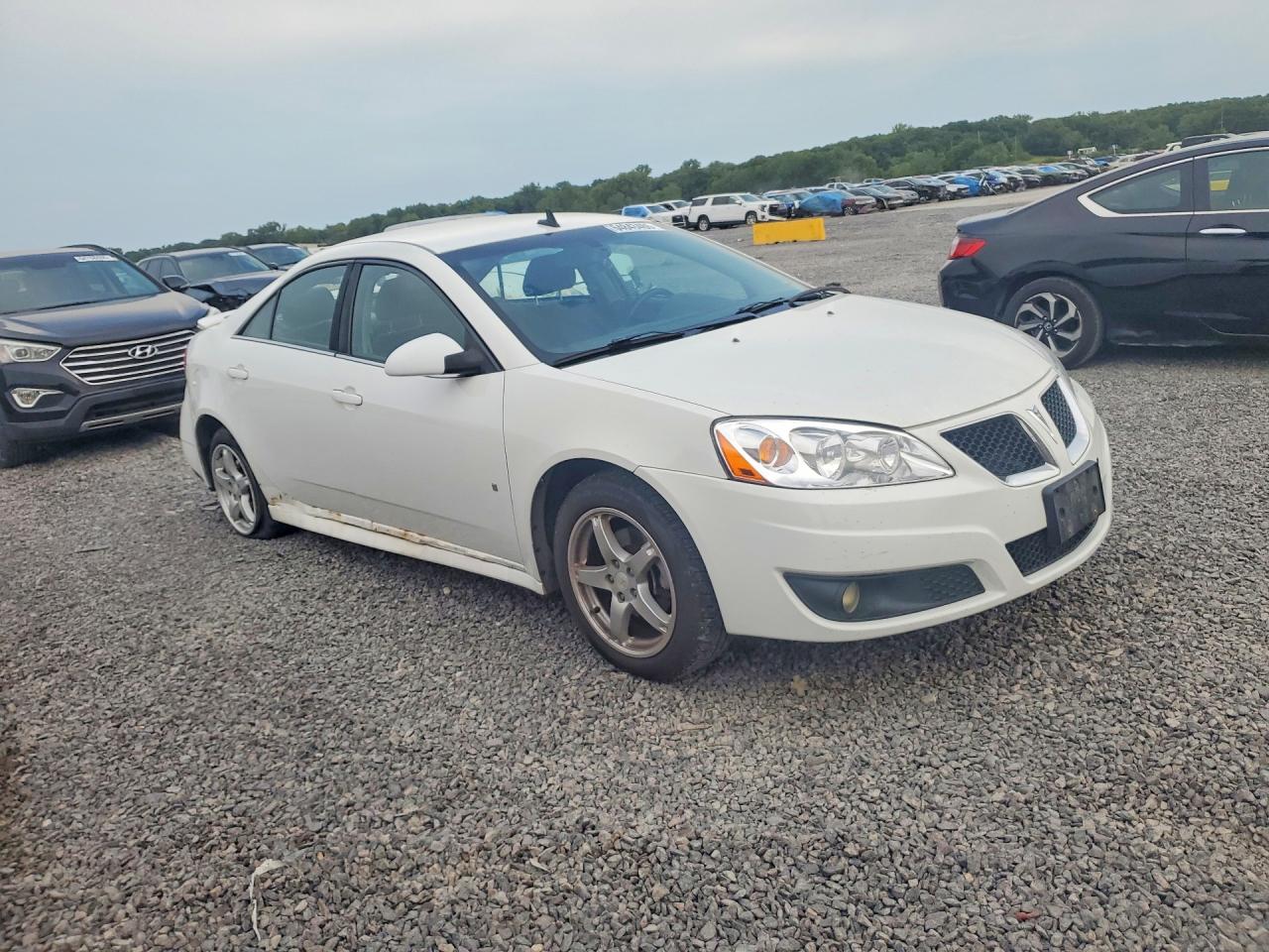 2009 Pontiac G6 Белый vin: 1G2ZJ57K894254610