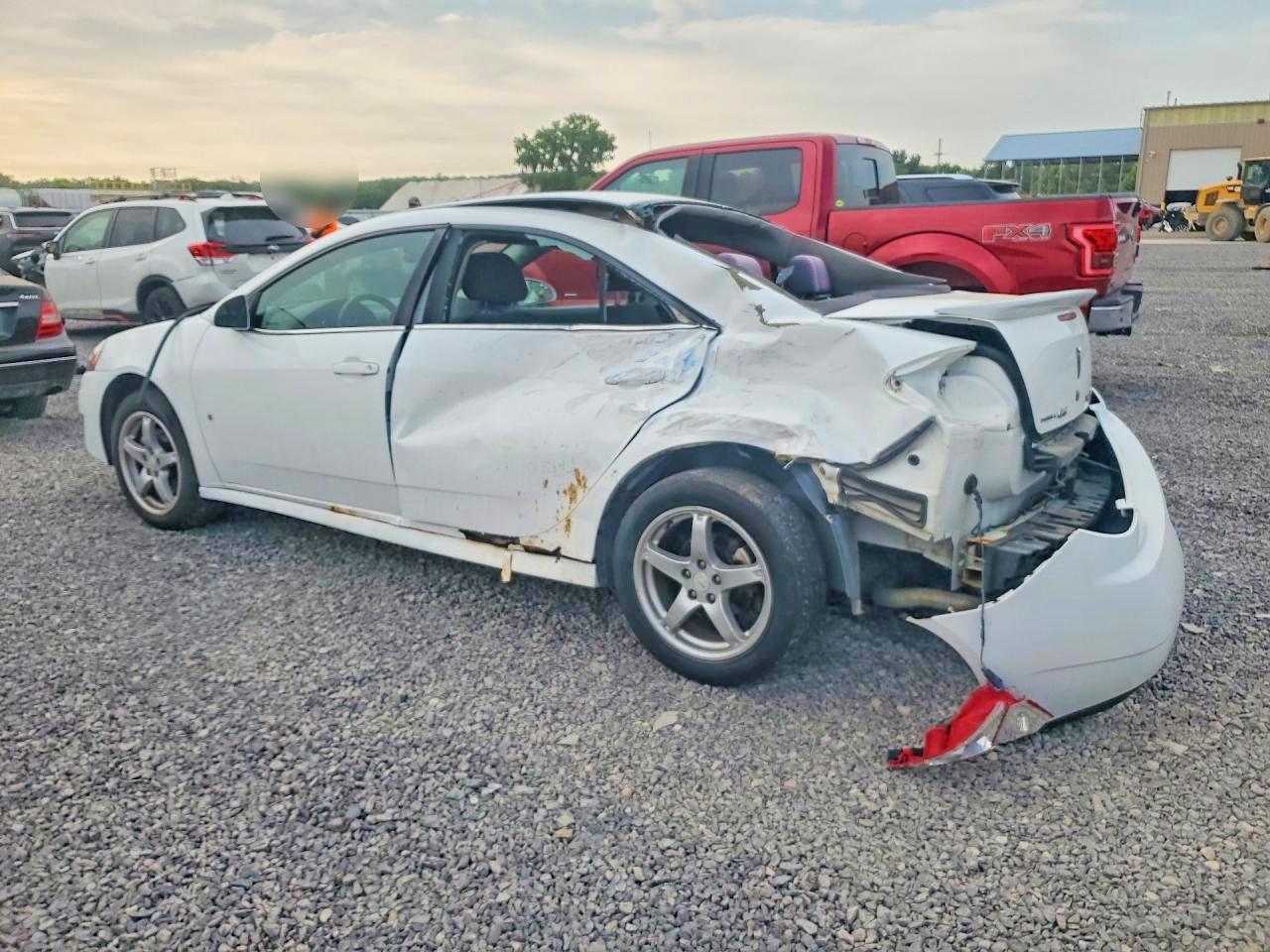 2009 Pontiac G6 Белый vin: 1G2ZJ57K894254610